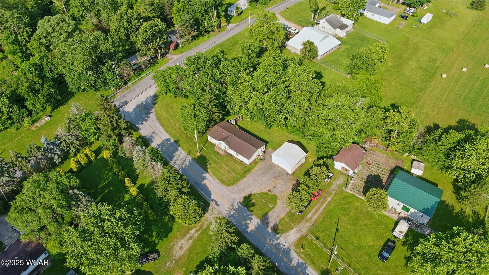 3370 Johnston photo 3