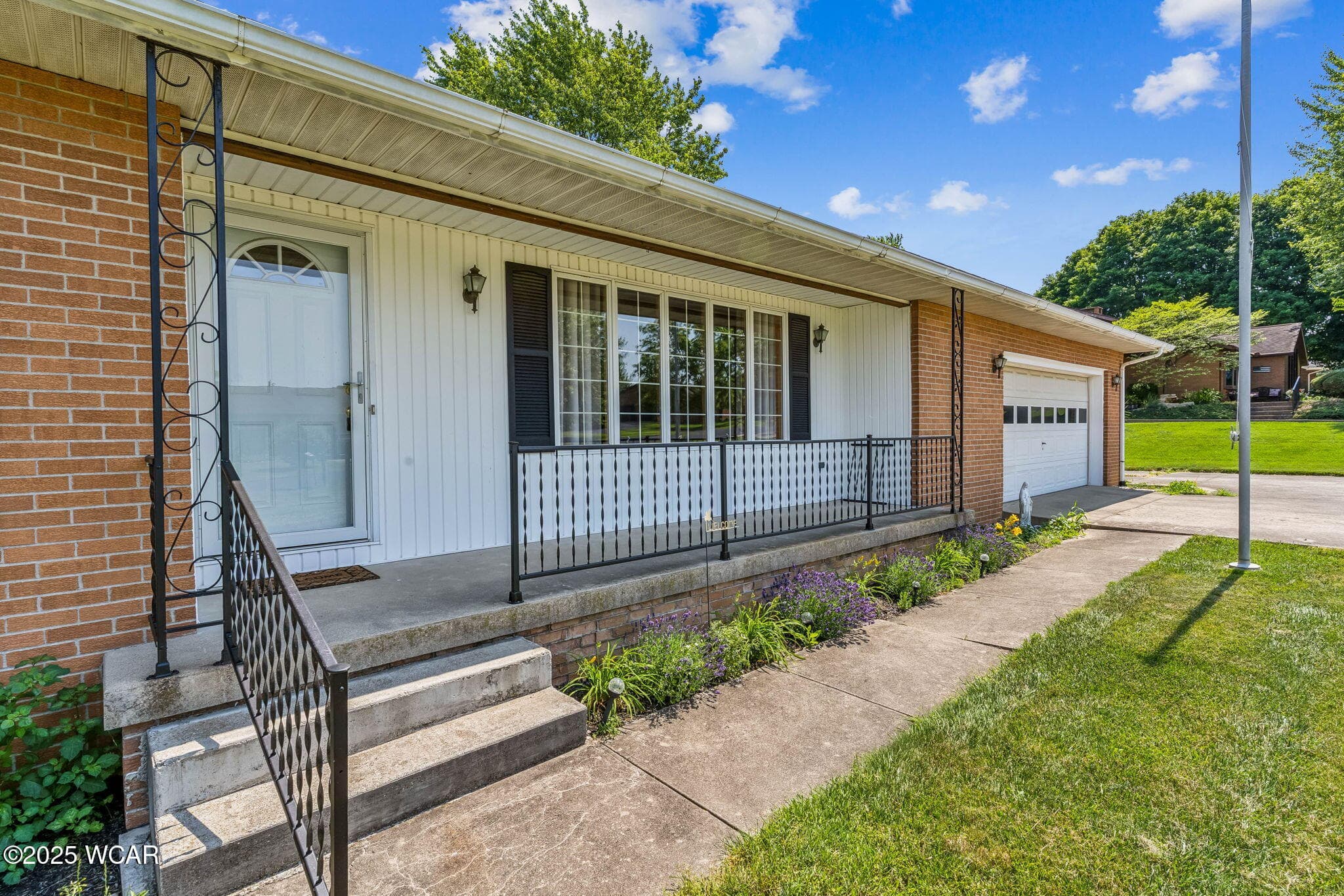 12557 Barbara Dr. photo 3