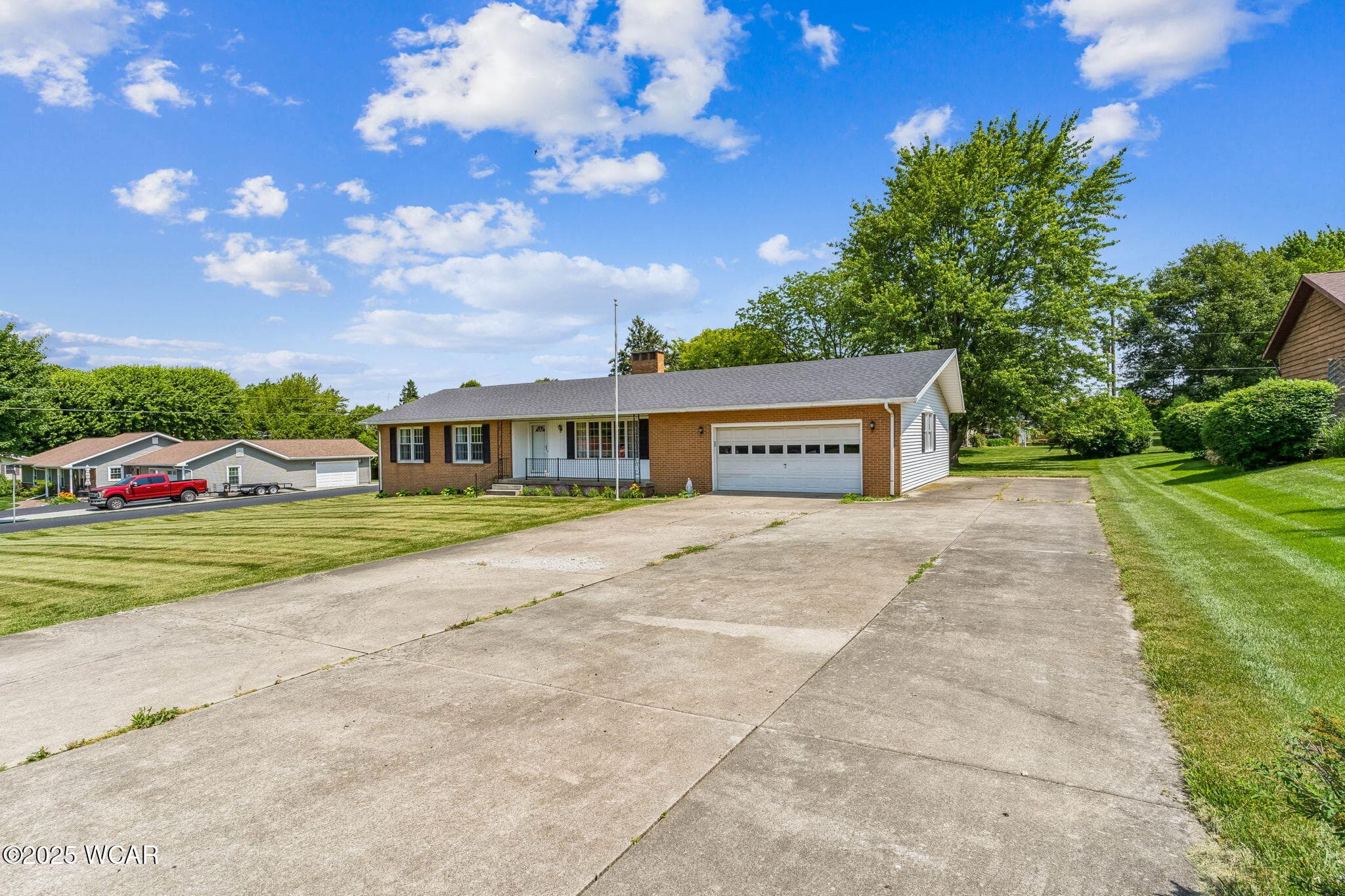 12557 Barbara Dr. photo 4