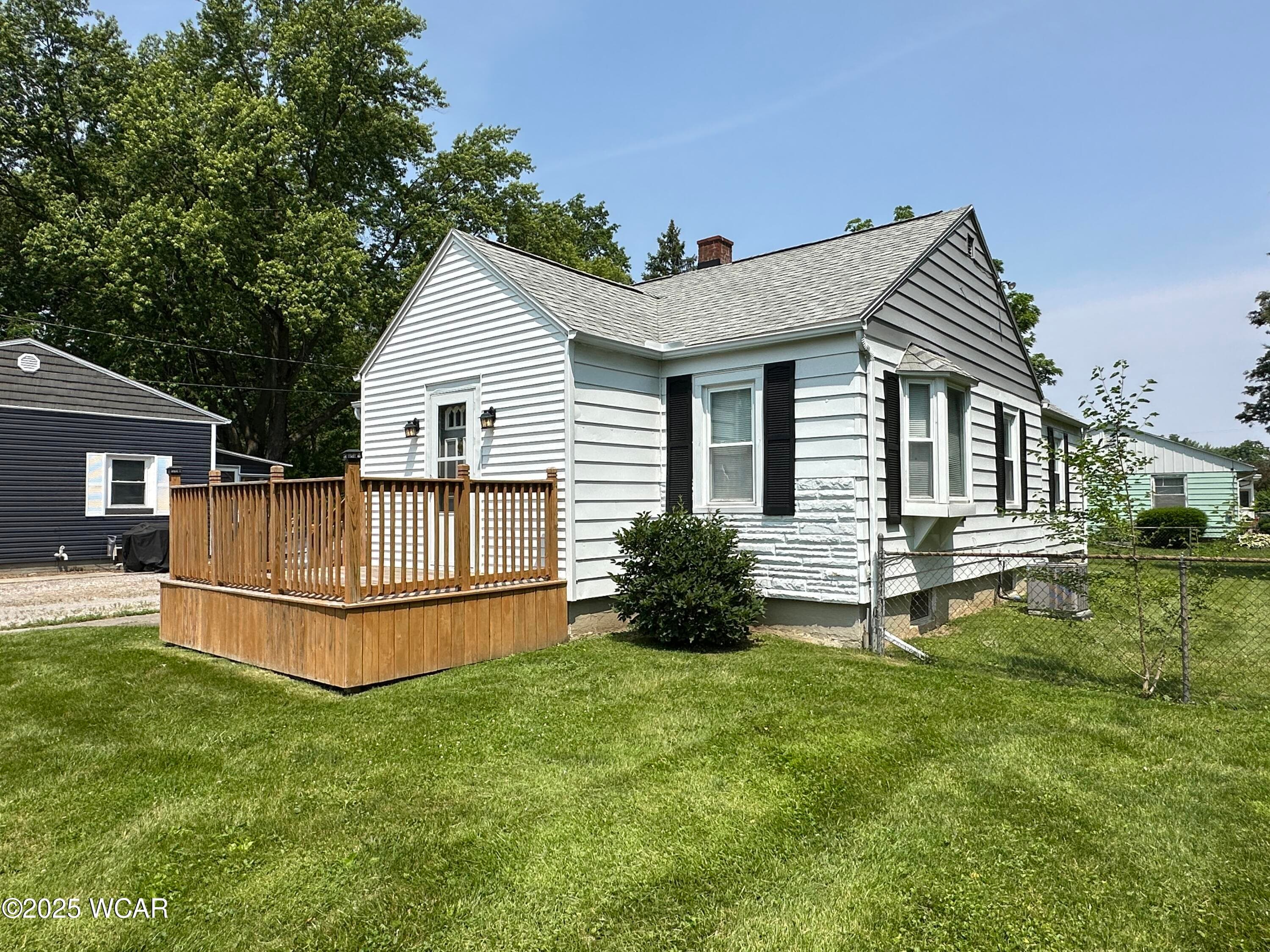 2204 Western Ohio photo 2