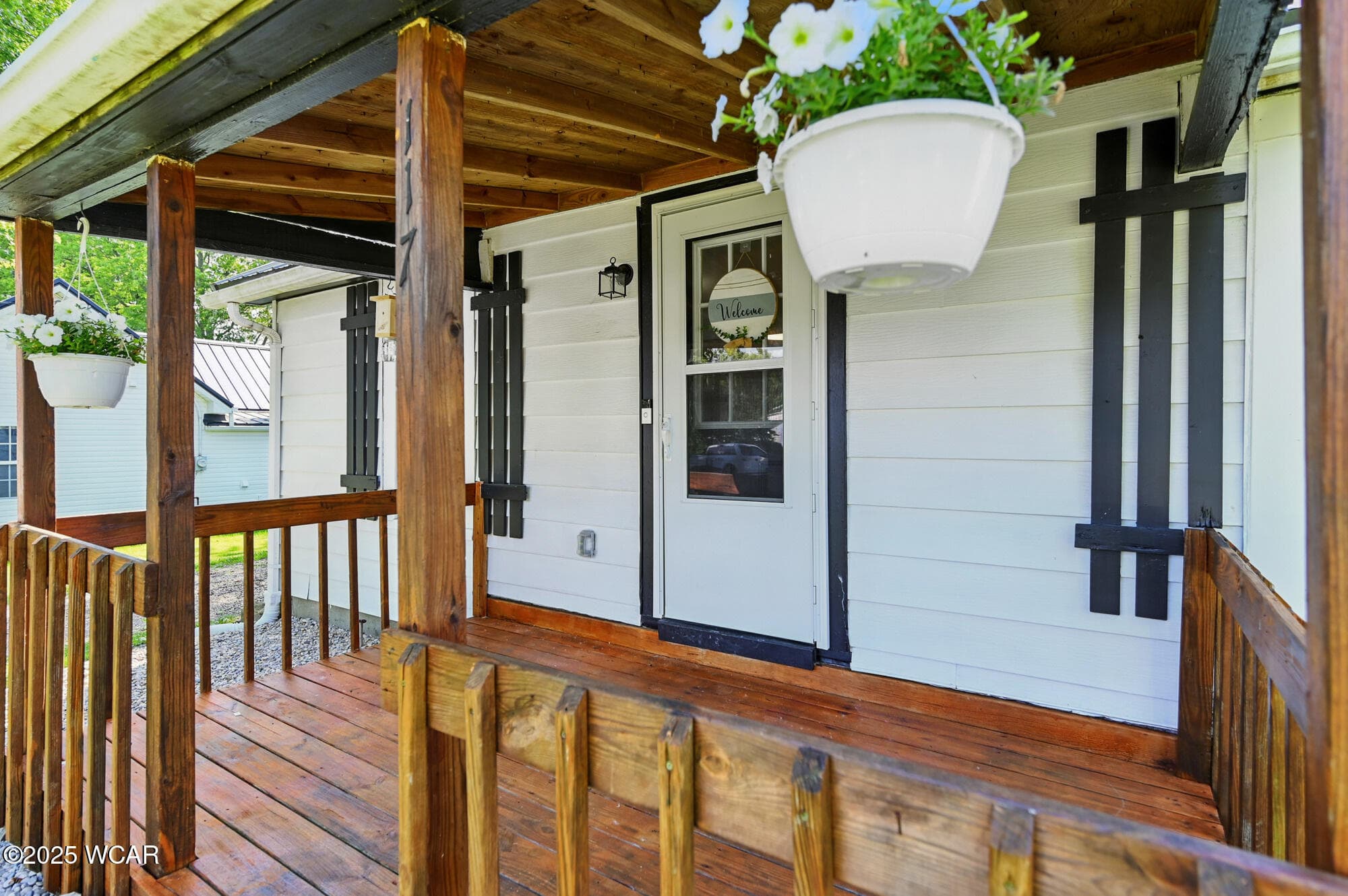 117 Stewart photo 4