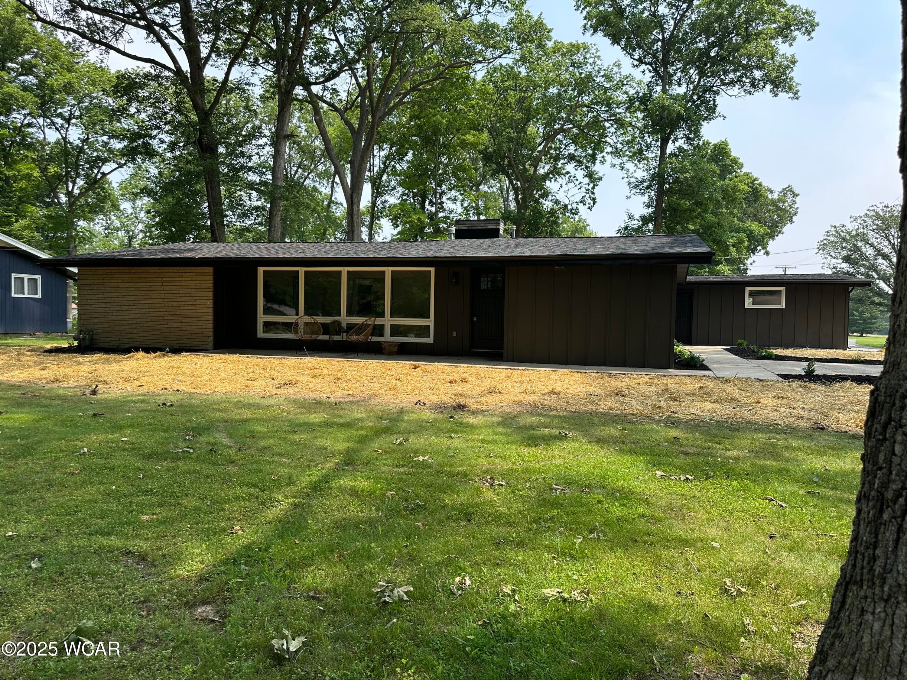 1271 Forest