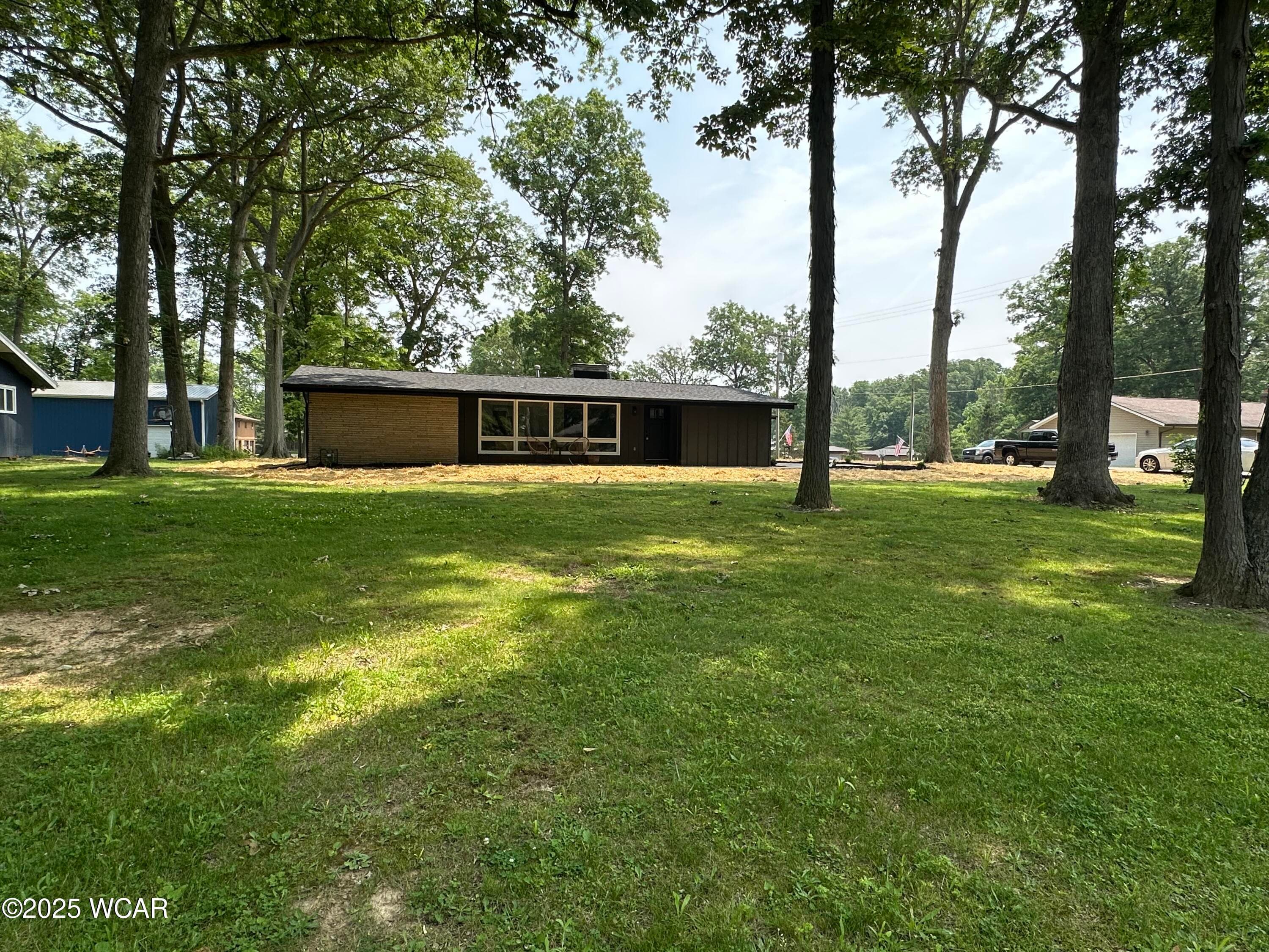 1271 Forest photo 2