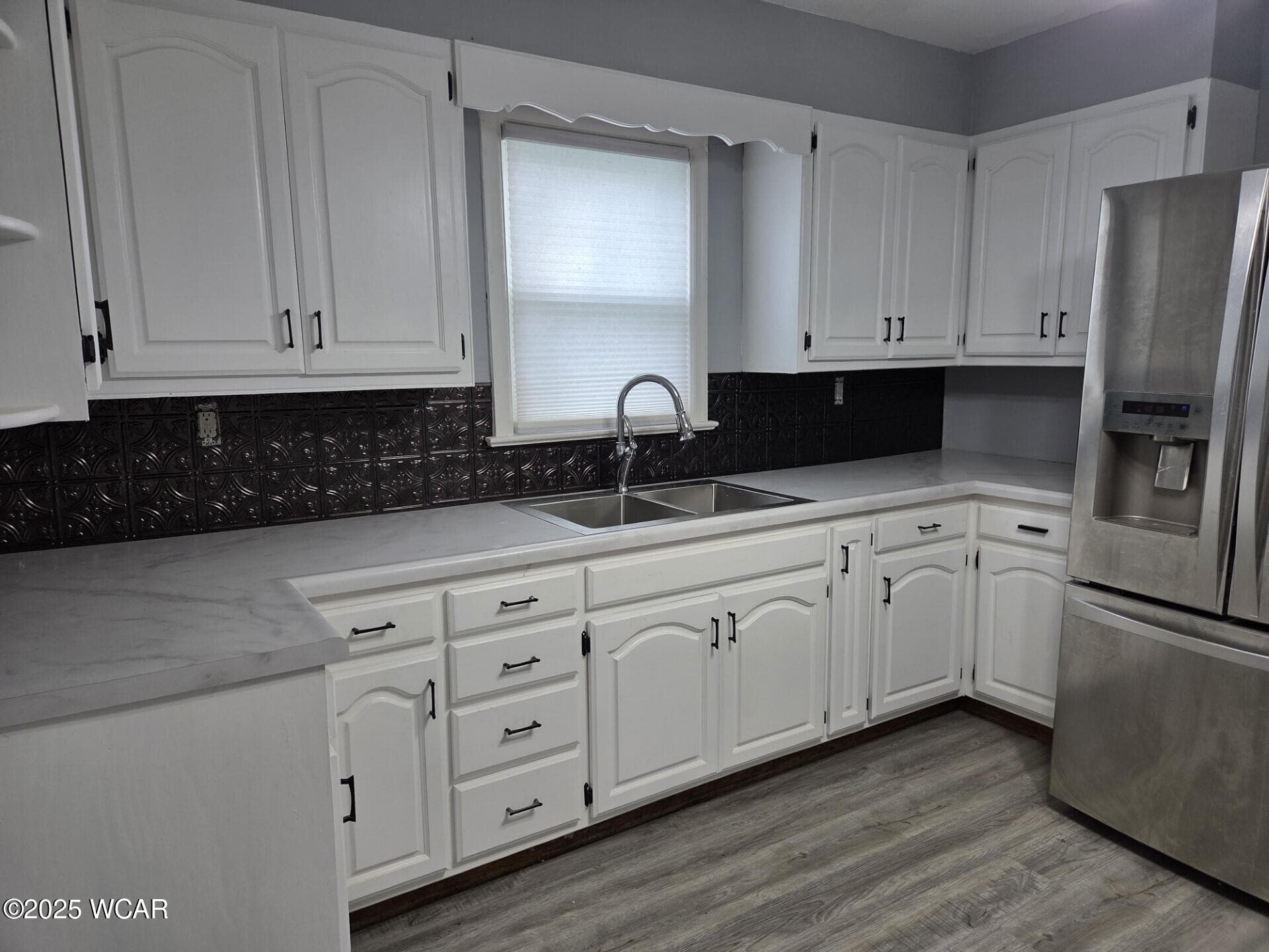 220 North photo 4