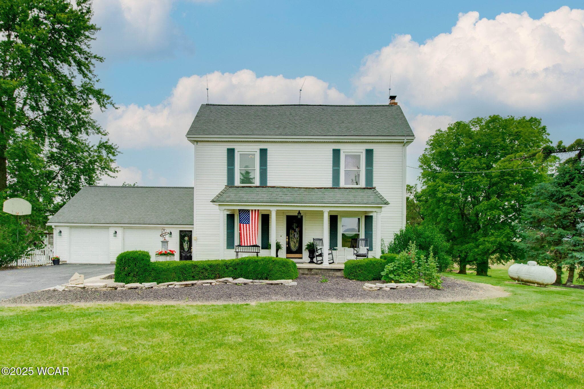 5065 Amherst
