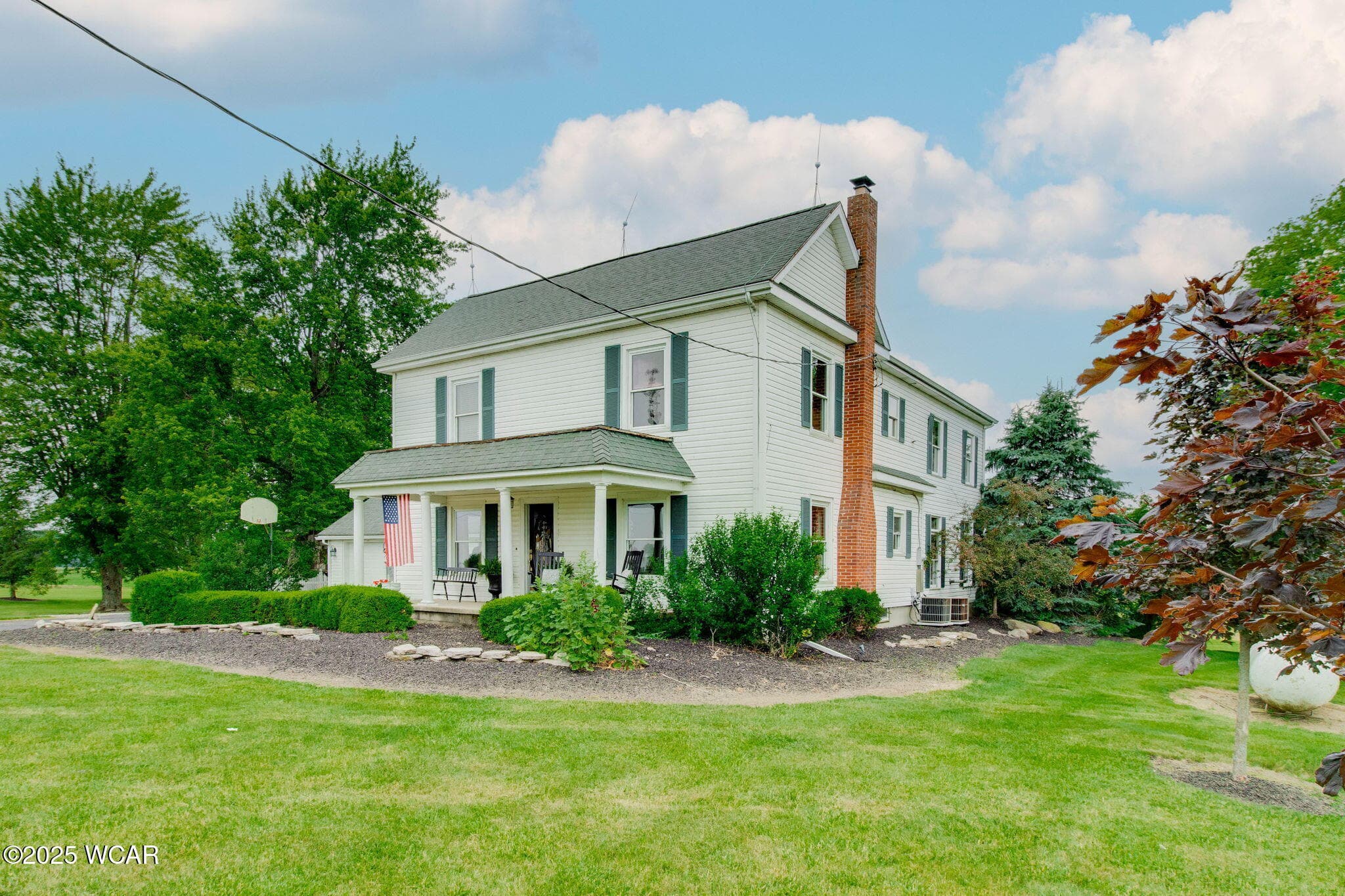 5065 Amherst photo 3
