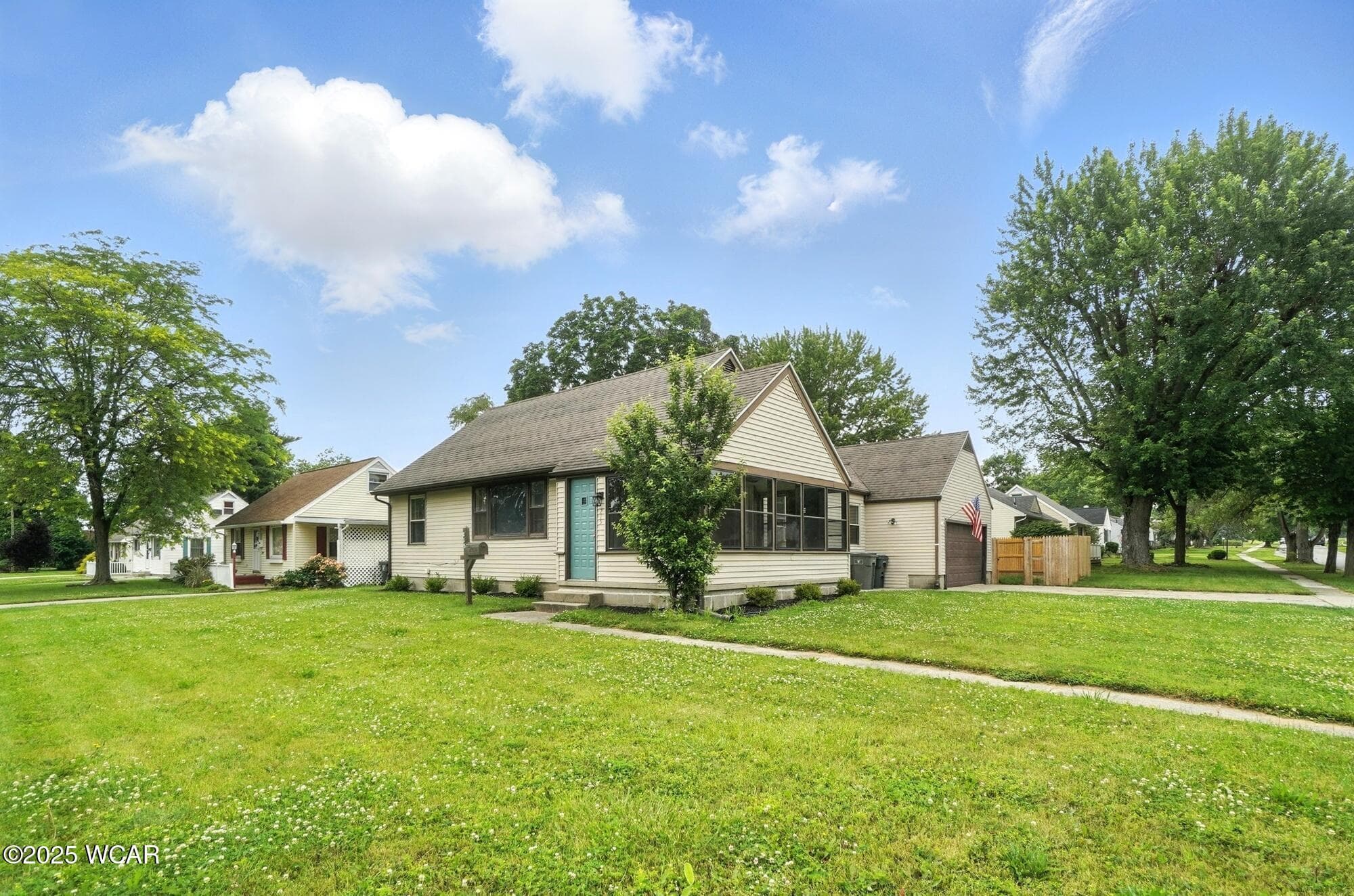 215 Blackburn photo 2