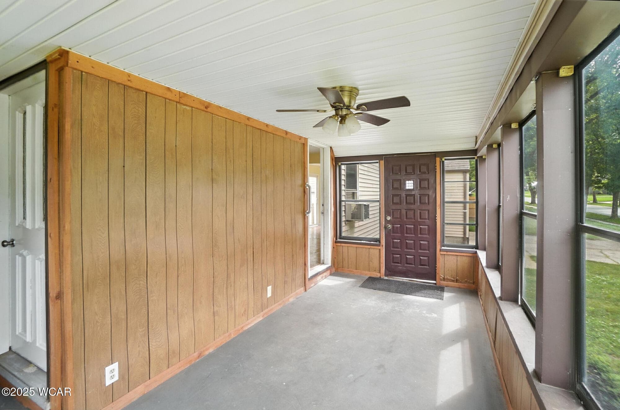215 Blackburn photo 5