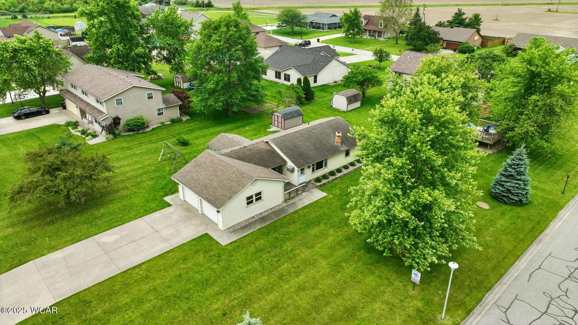 820 Springdale photo 2