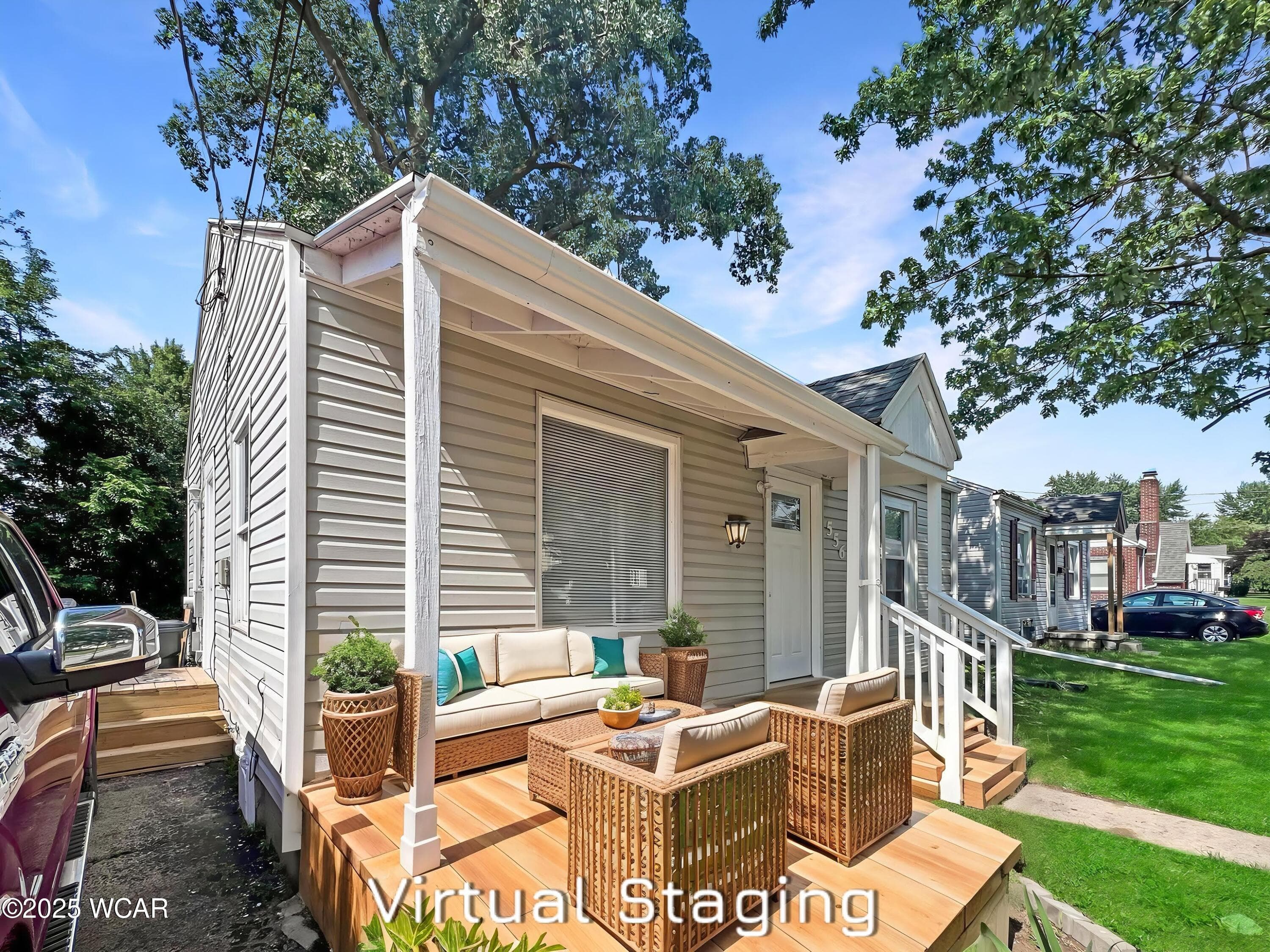 556 Cortlandt photo 2