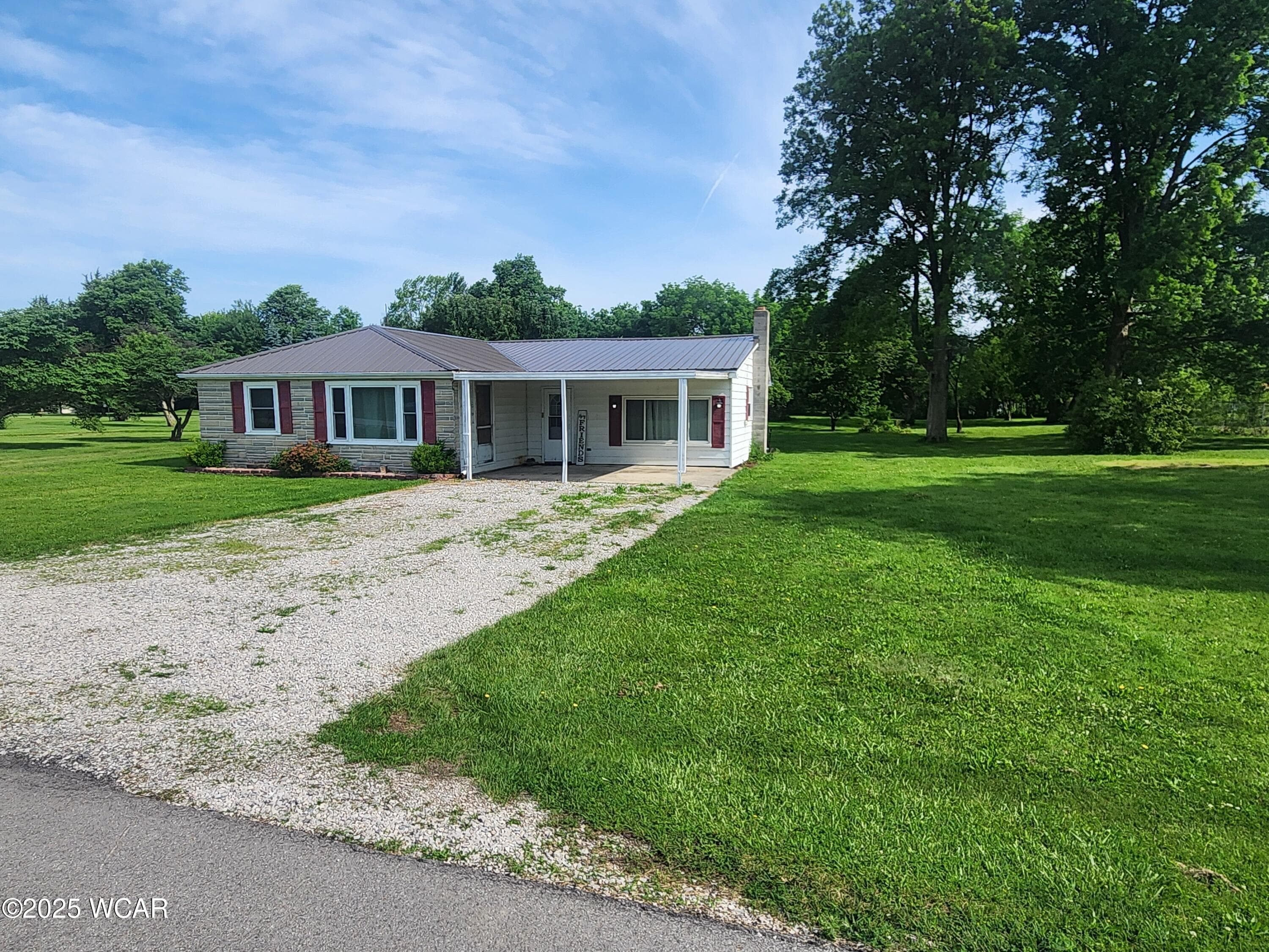 224 West photo 2
