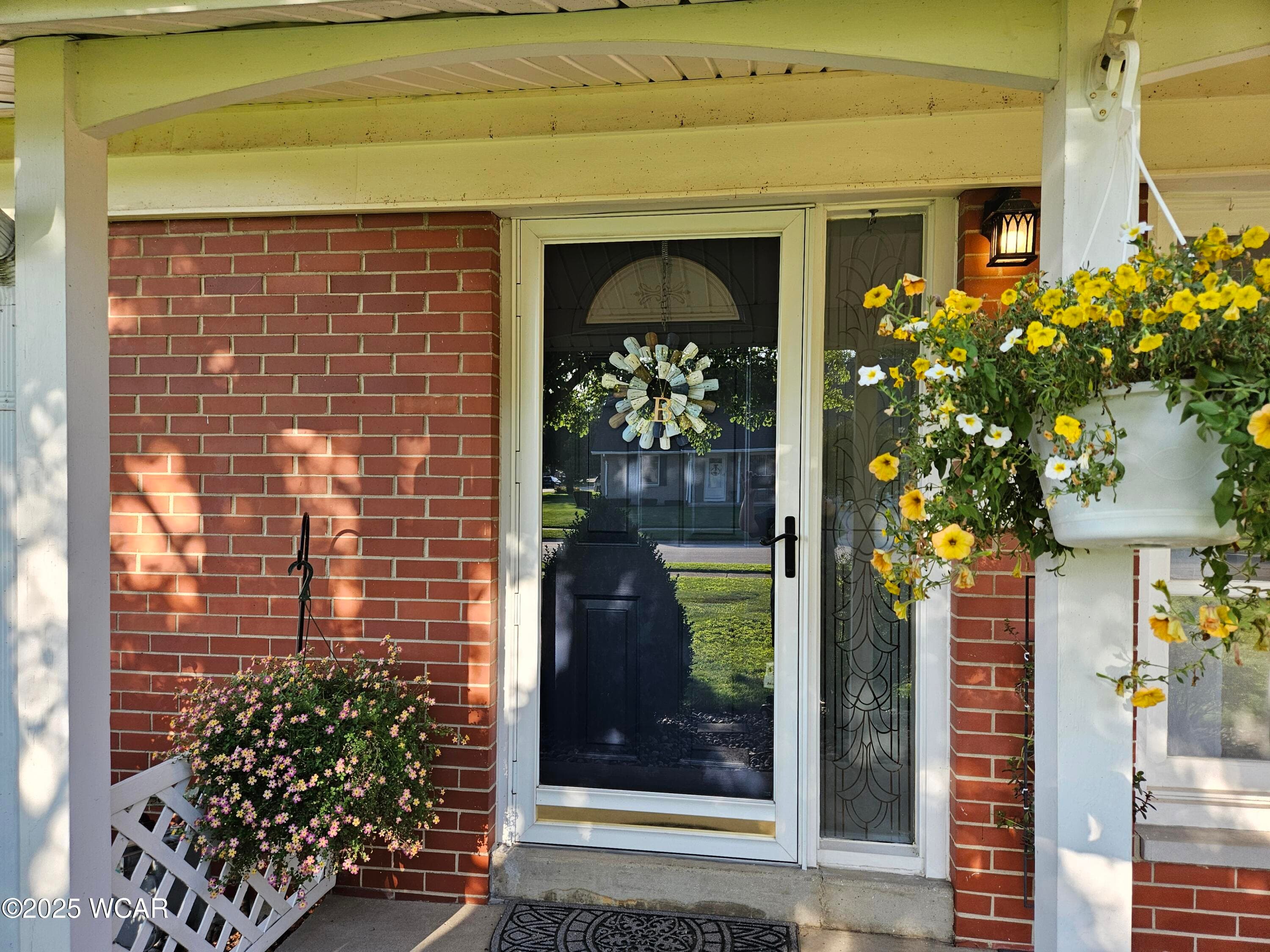 309 Dogwood photo 3