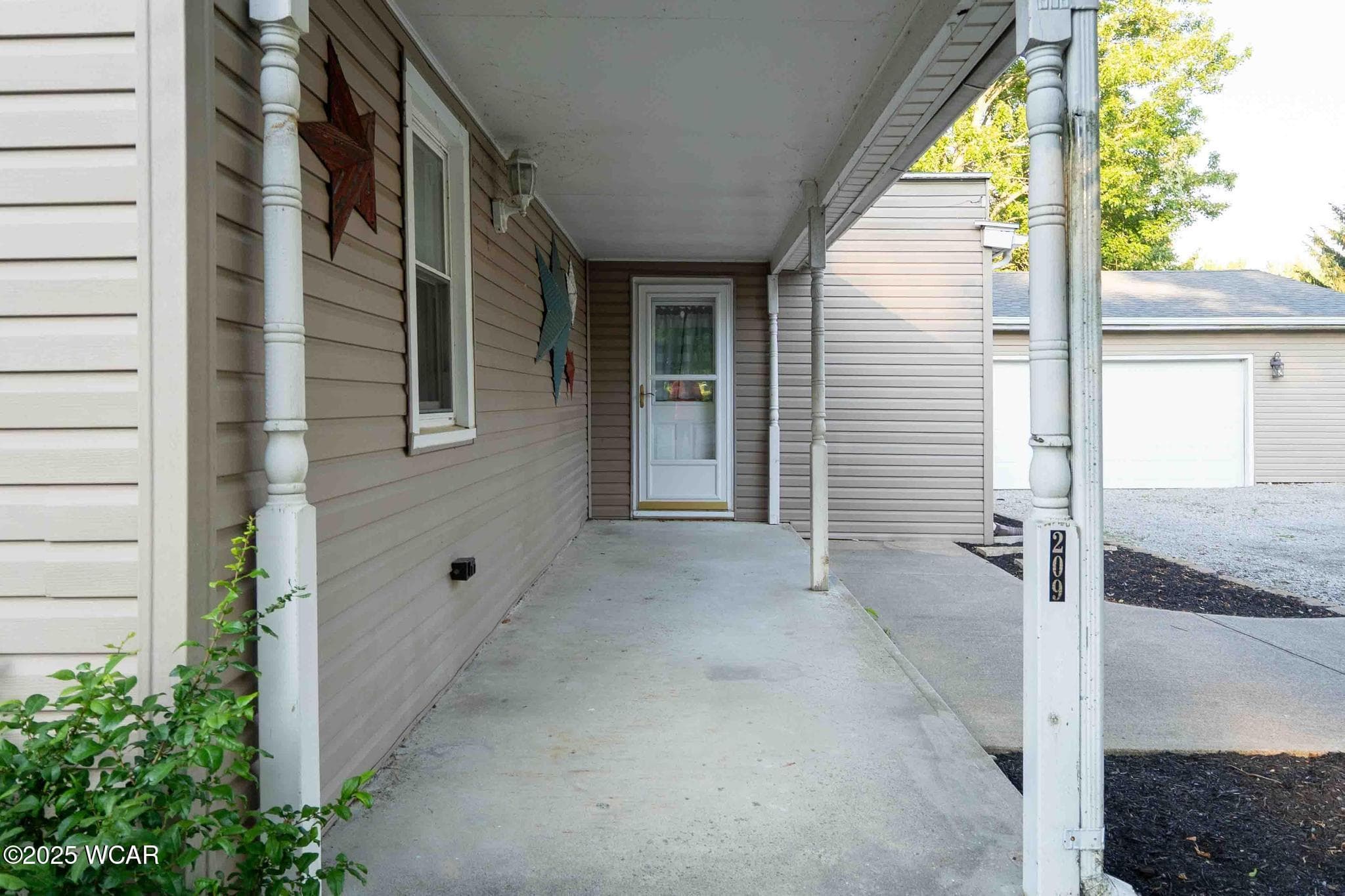 209 Pearl photo 4