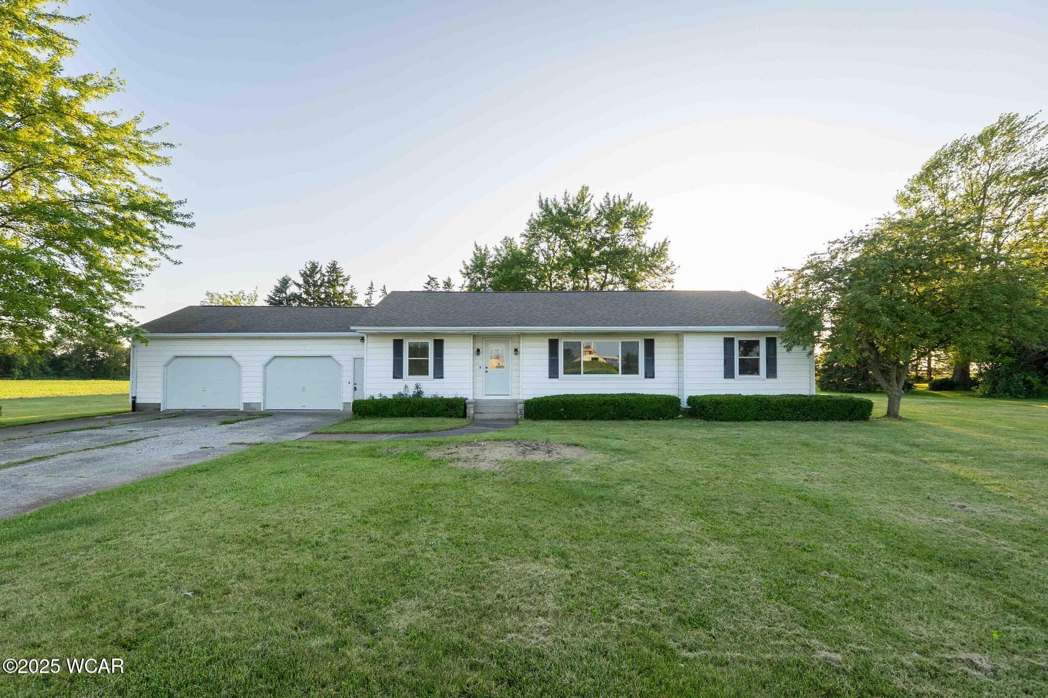 1196 Oak photo 2