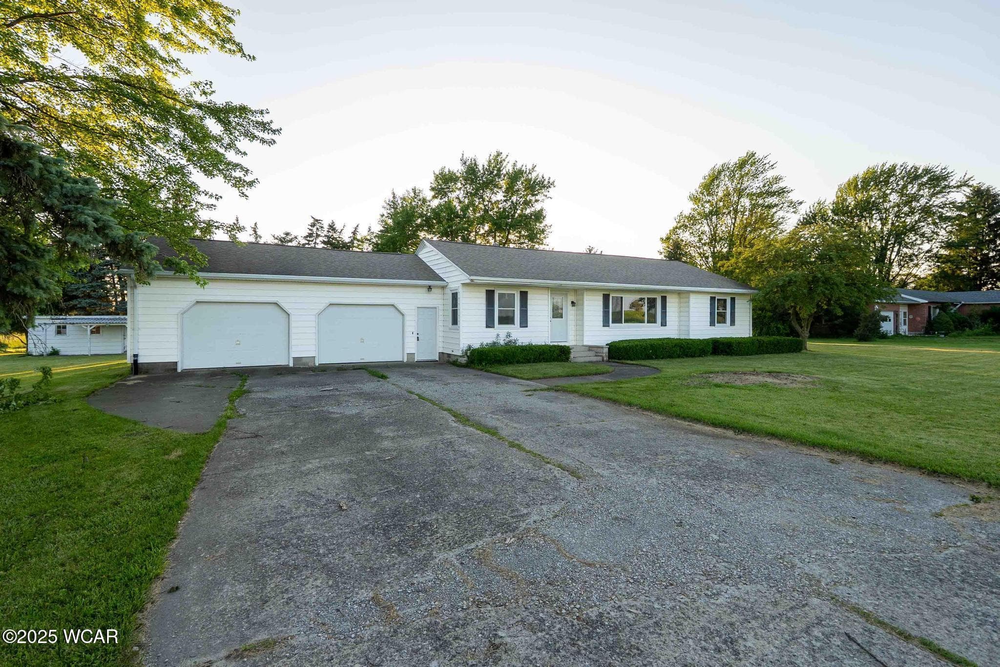 1196 Oak photo 3