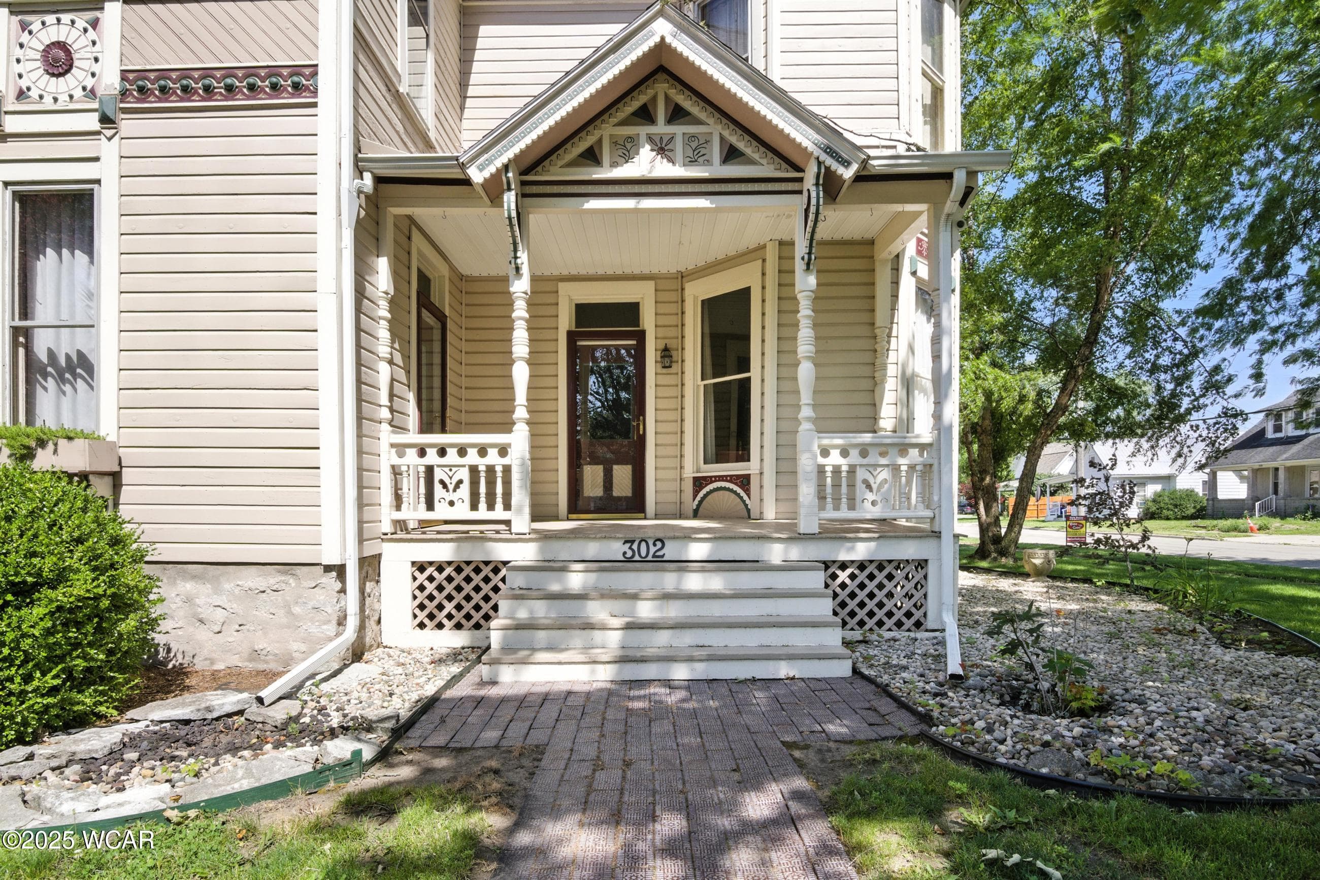 302 Market photo 4