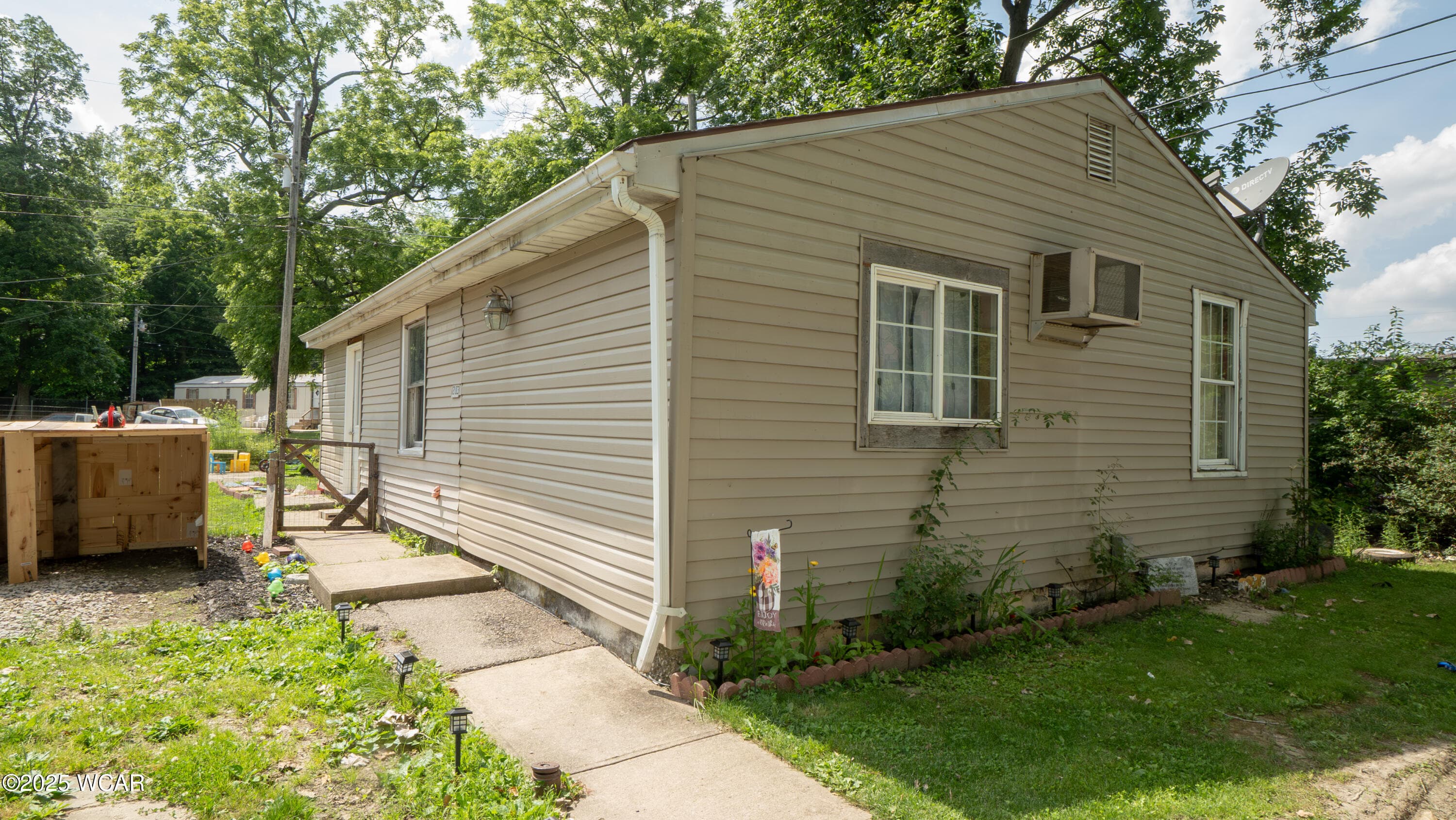 12103 Walnut photo 5