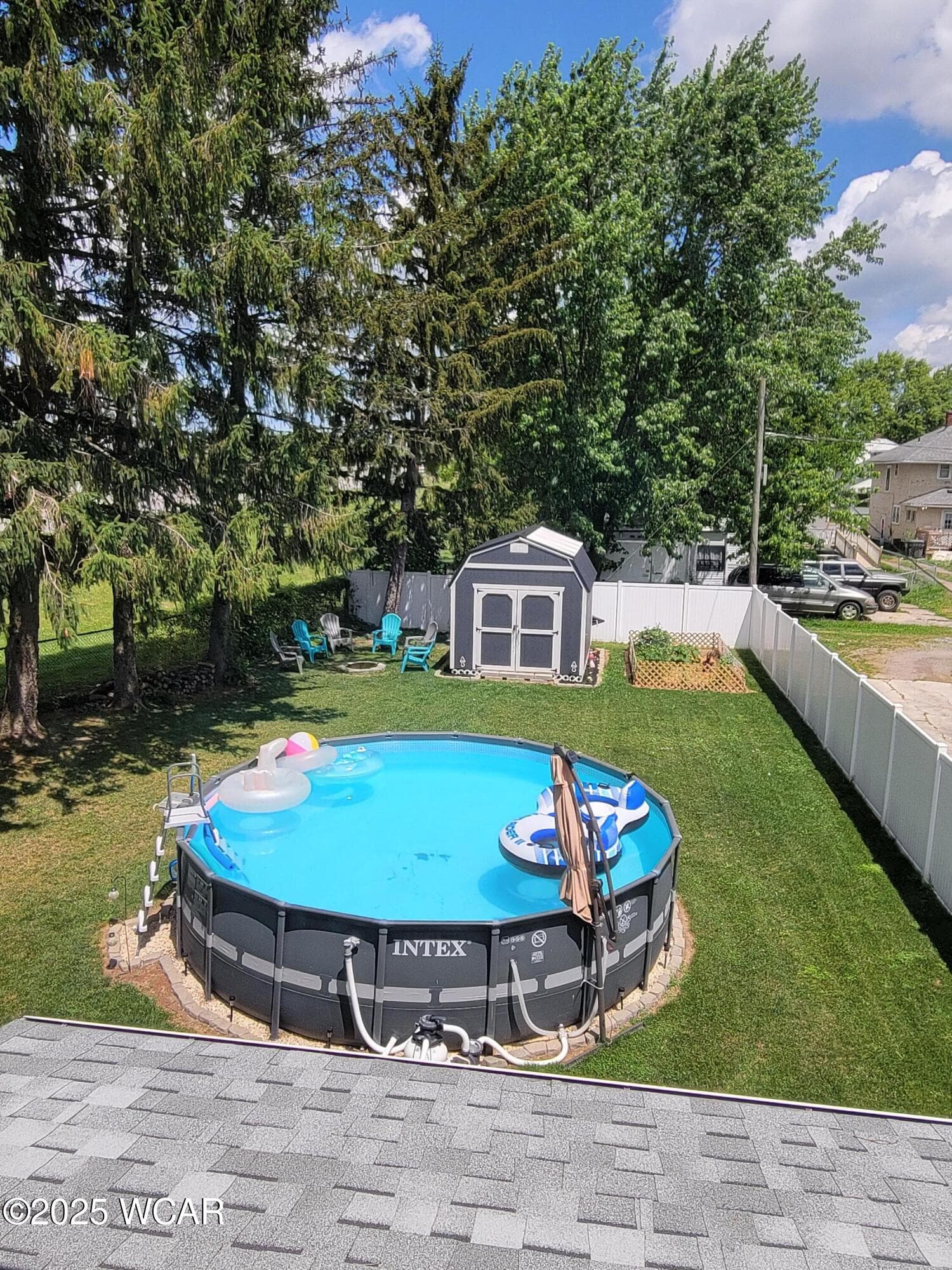 1030 Leland photo 2