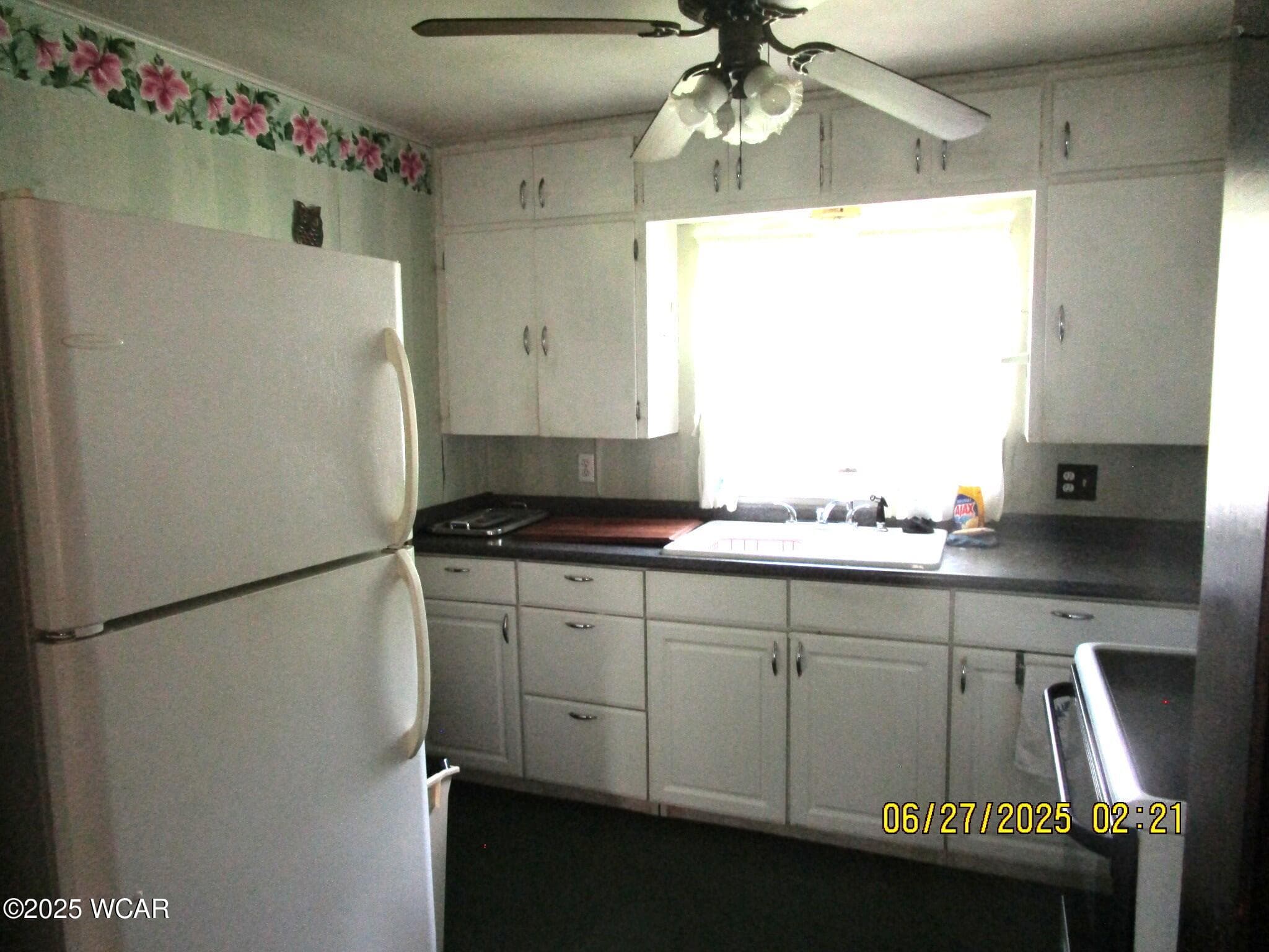 614 Lick St. photo 3