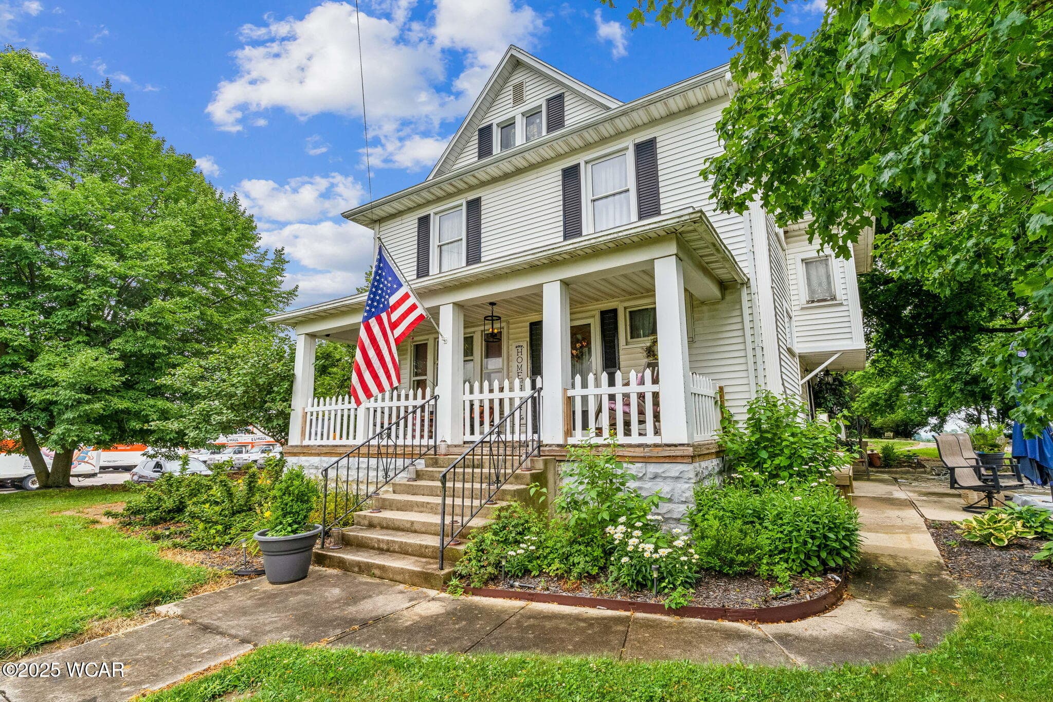 1105 Columbus St. photo 2