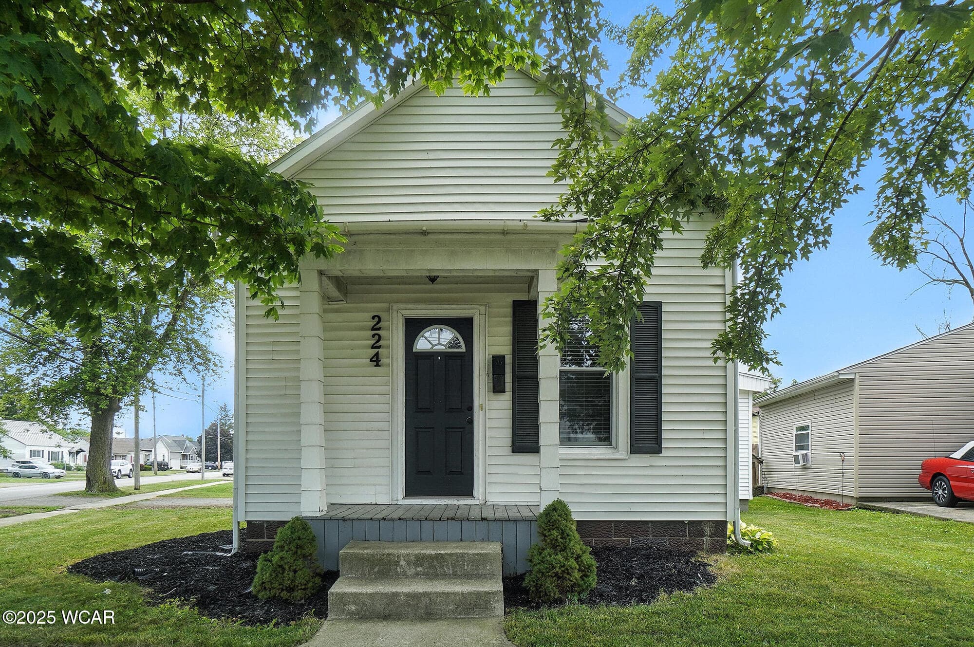 224 Monroe photo 2