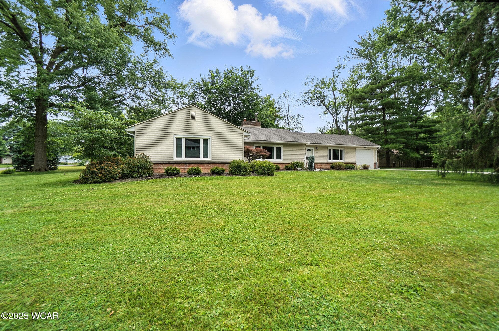2619 Wendell photo 2