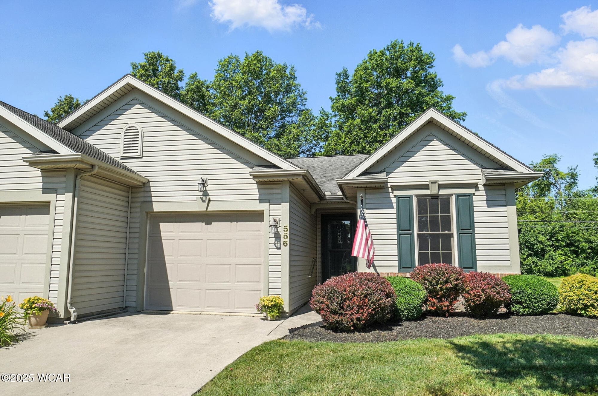 556 Westerly photo 3