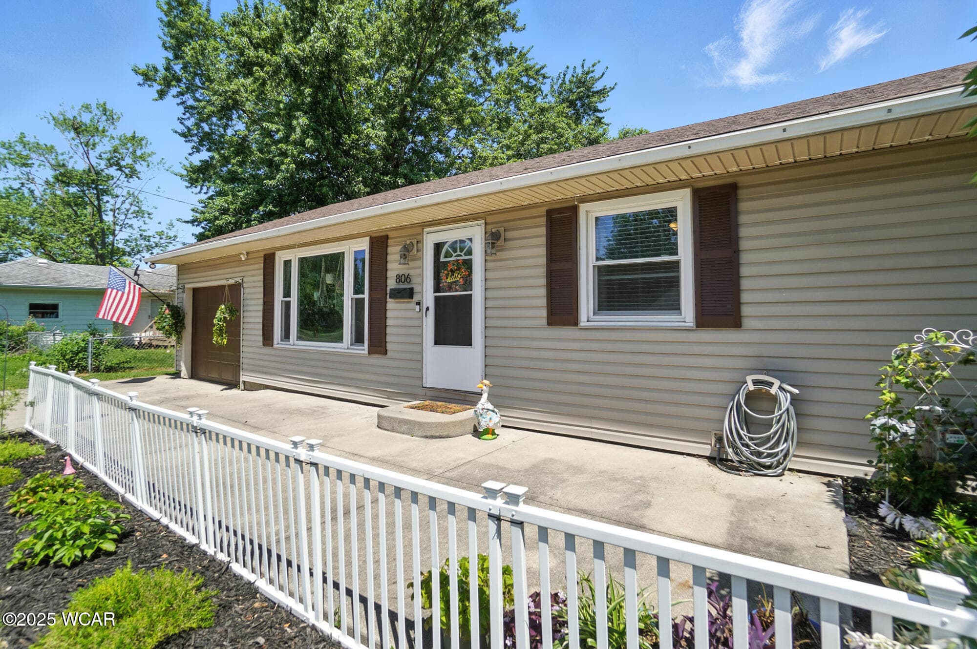 806 Tremont photo 5