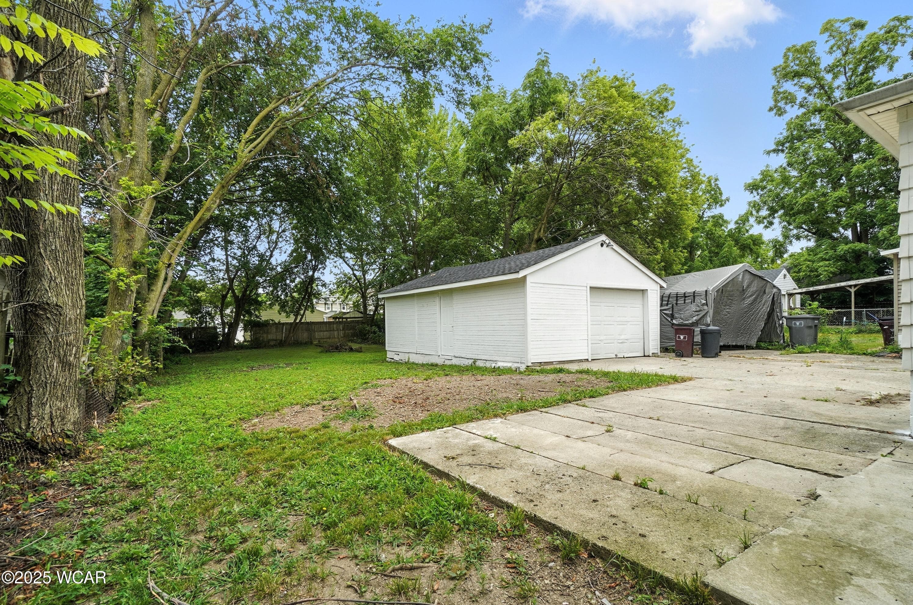 570 Hazel photo 4