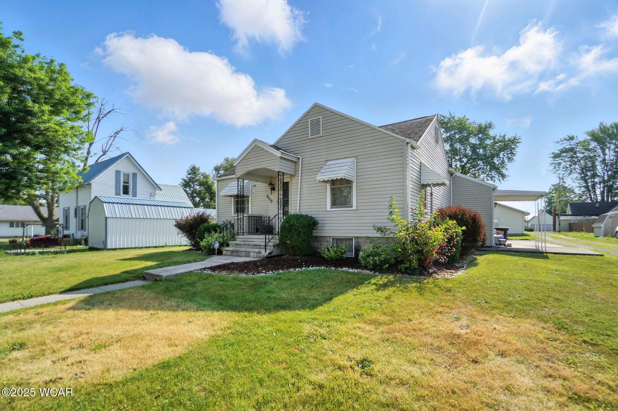 408 Chestnut photo 2