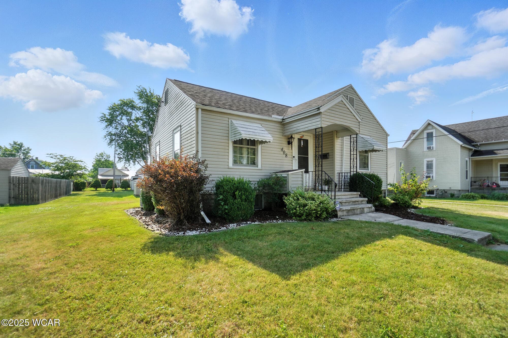 408 Chestnut photo 3