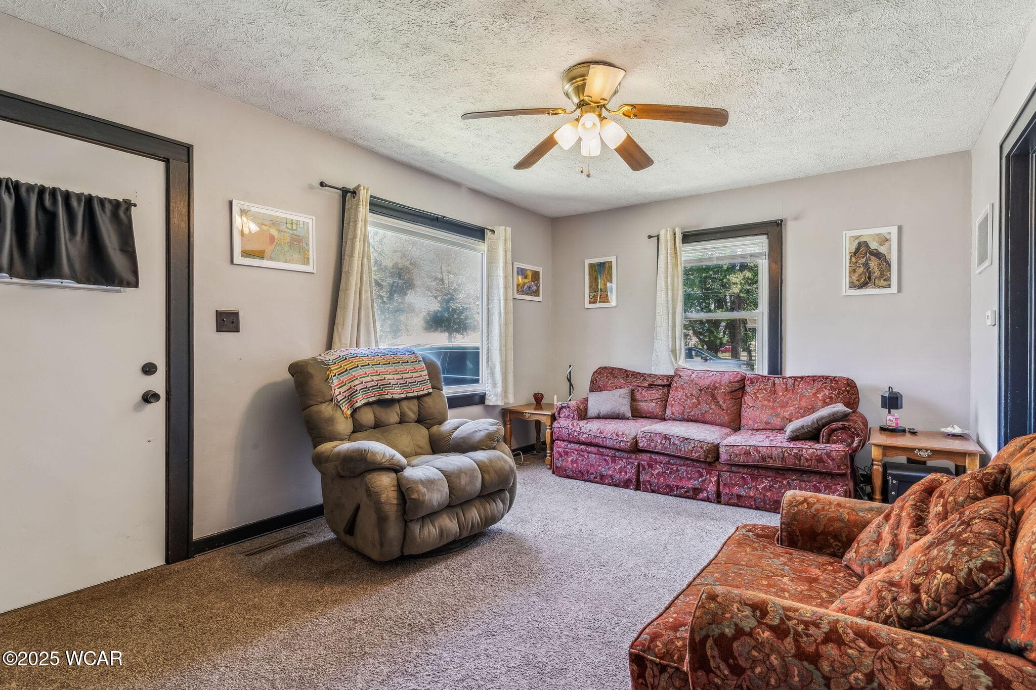 465 Kenmore photo 4