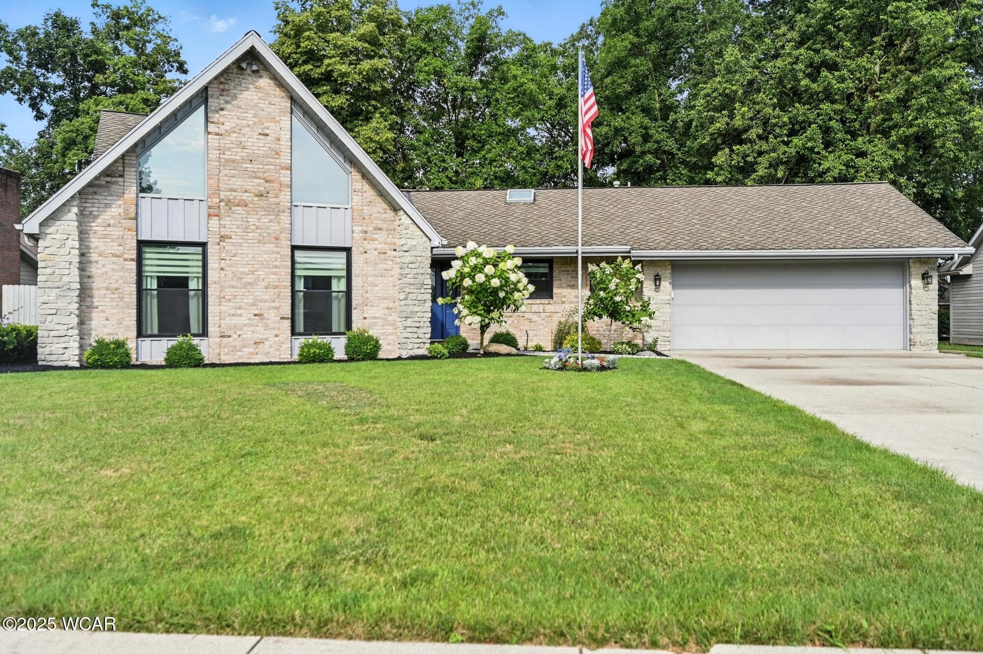 733 Queensbury