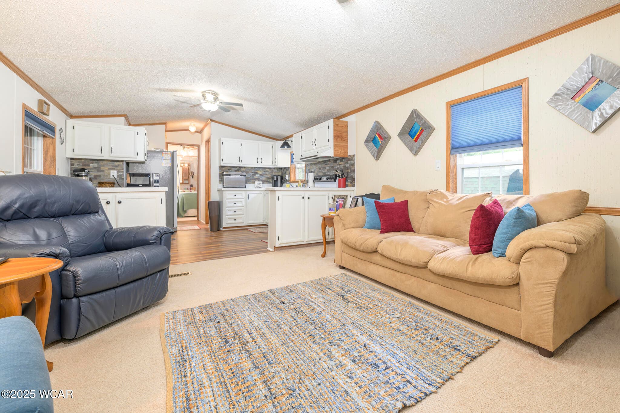 10925 Pine photo 2