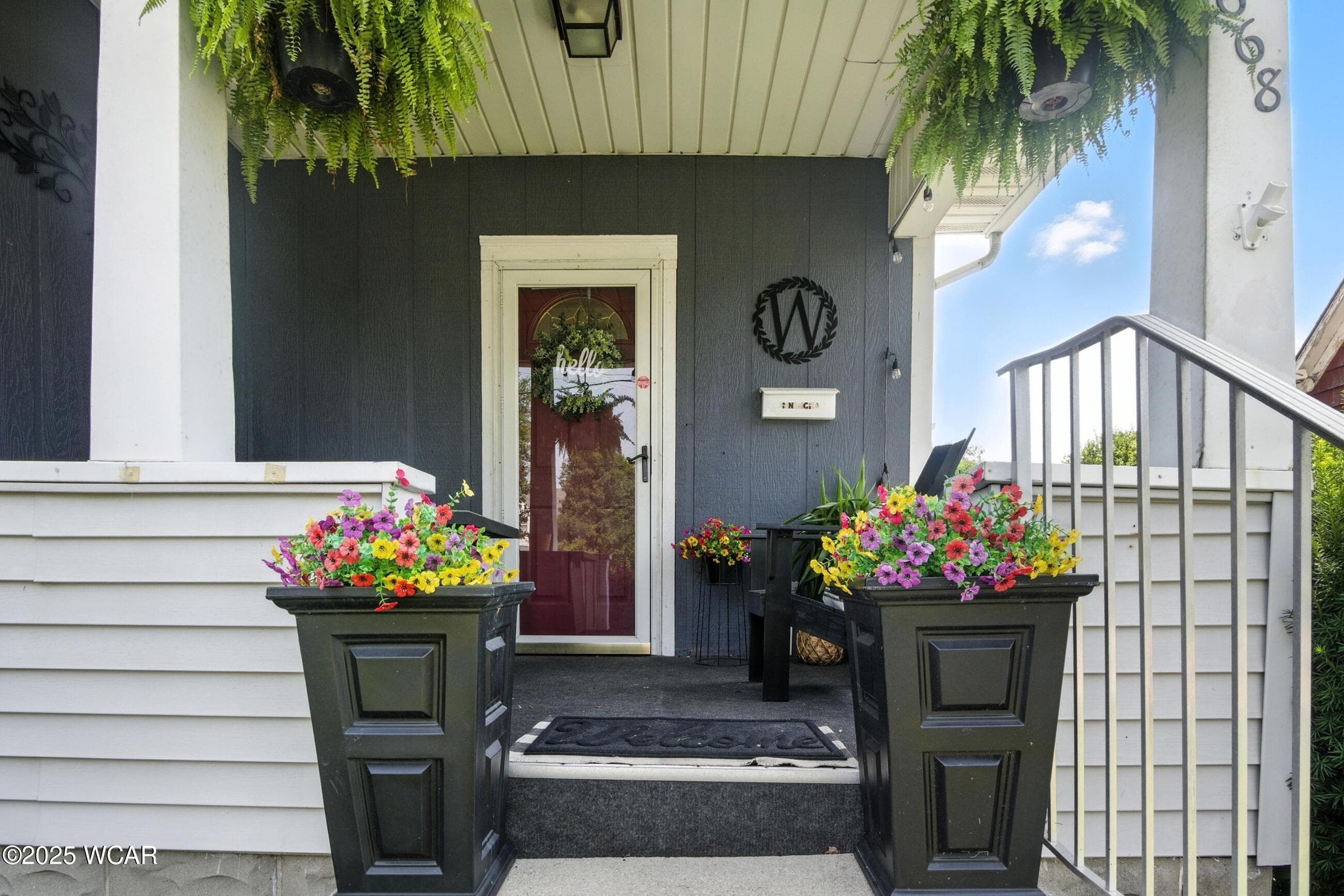 668 Washington photo 3