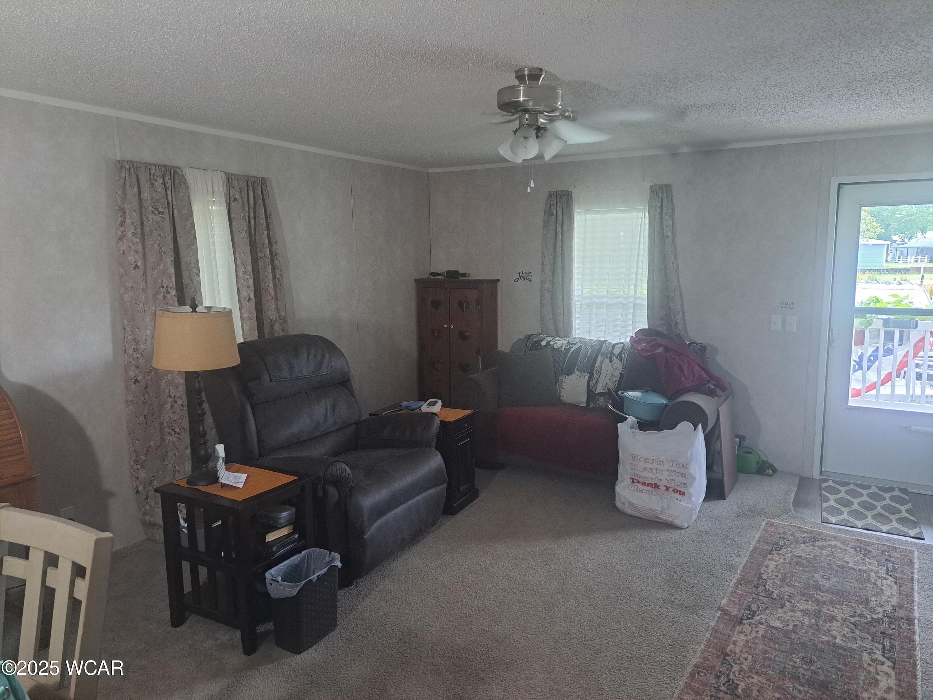835 Skinner photo 4