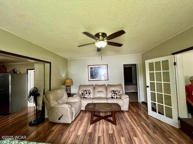 105 PEARL ST. photo 3