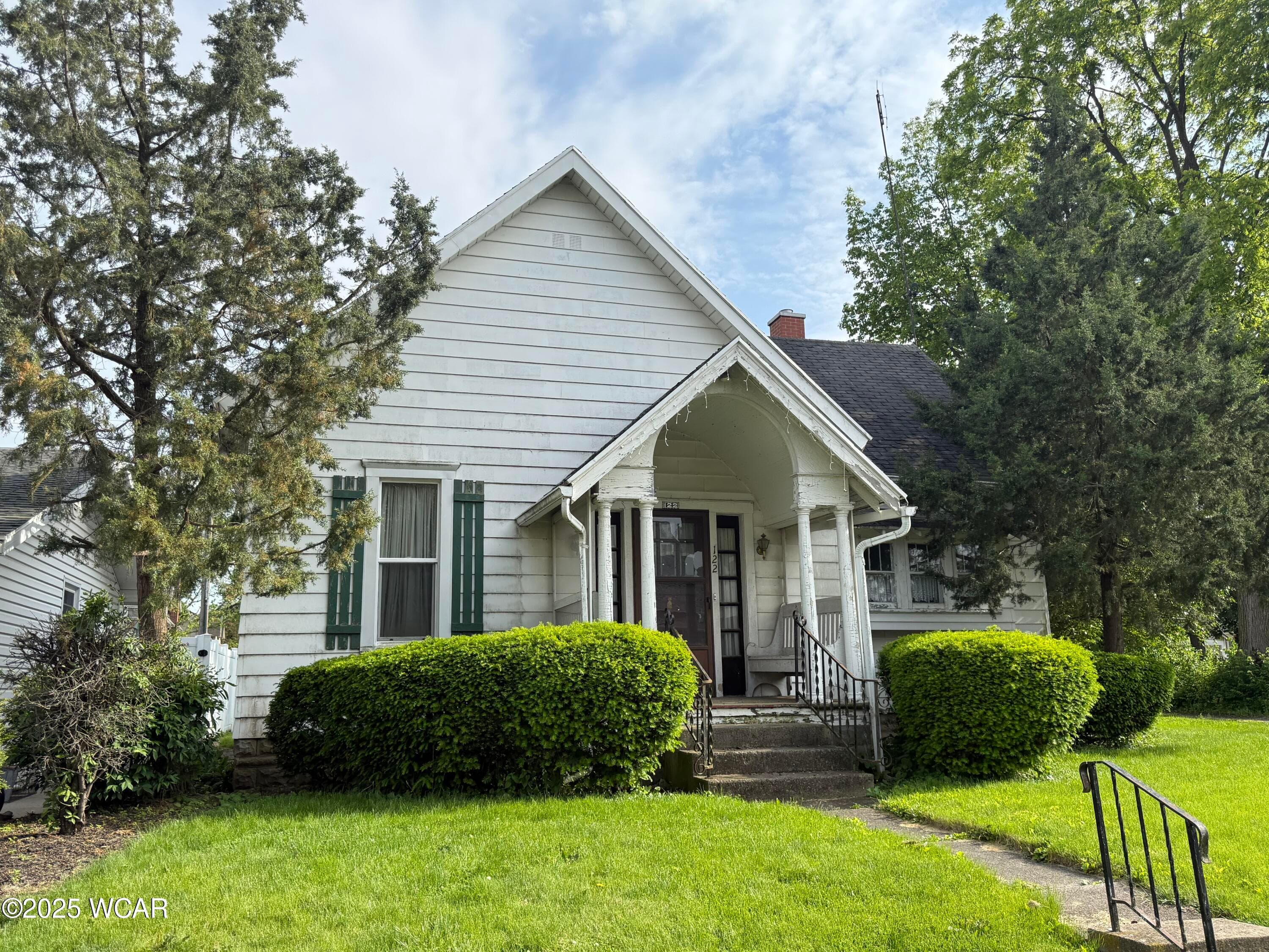 122 Maple