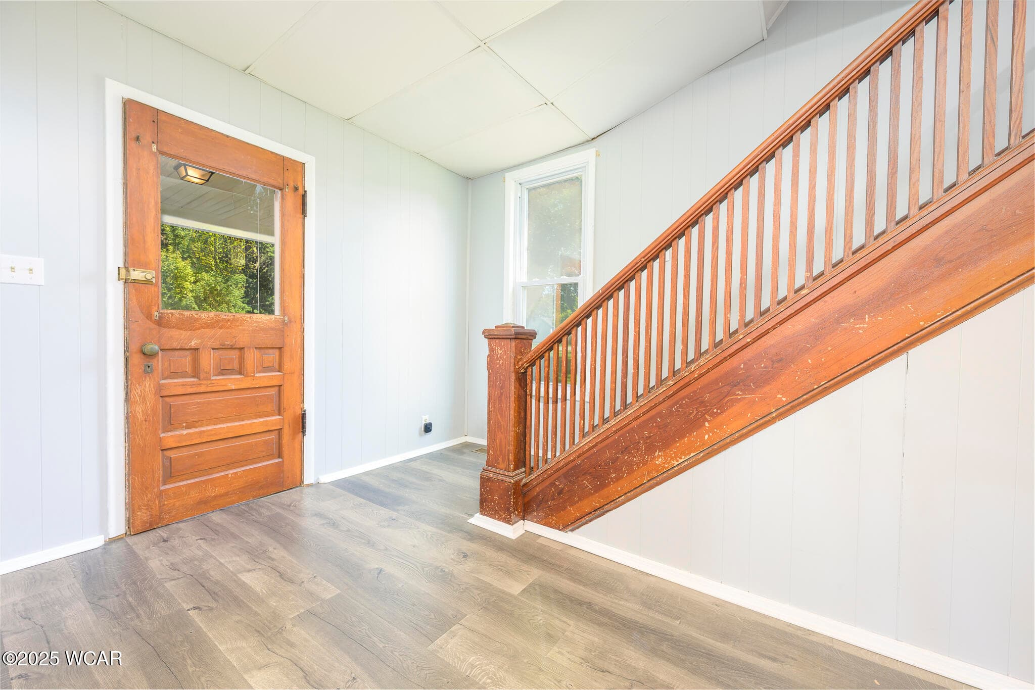 402 Elizabeth photo 2