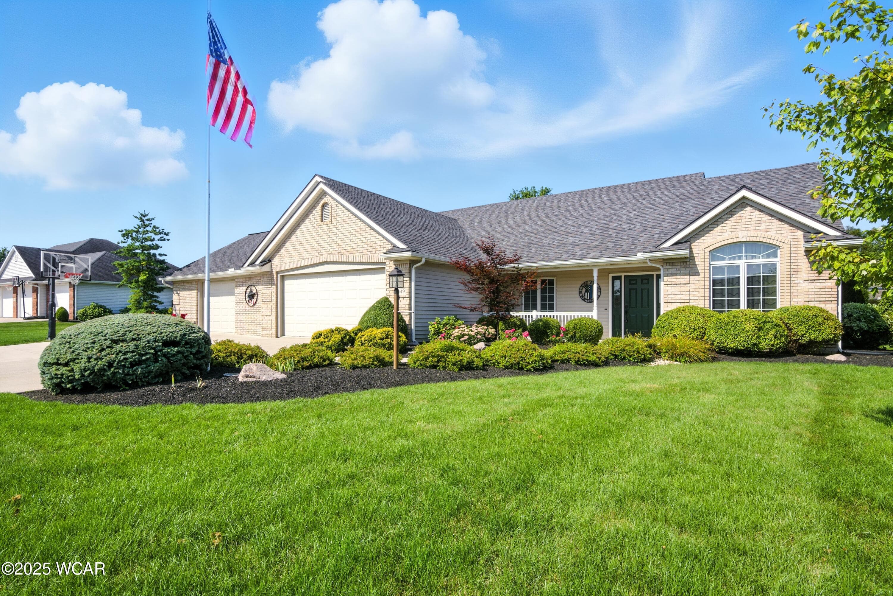 1049 Chippewa photo 3