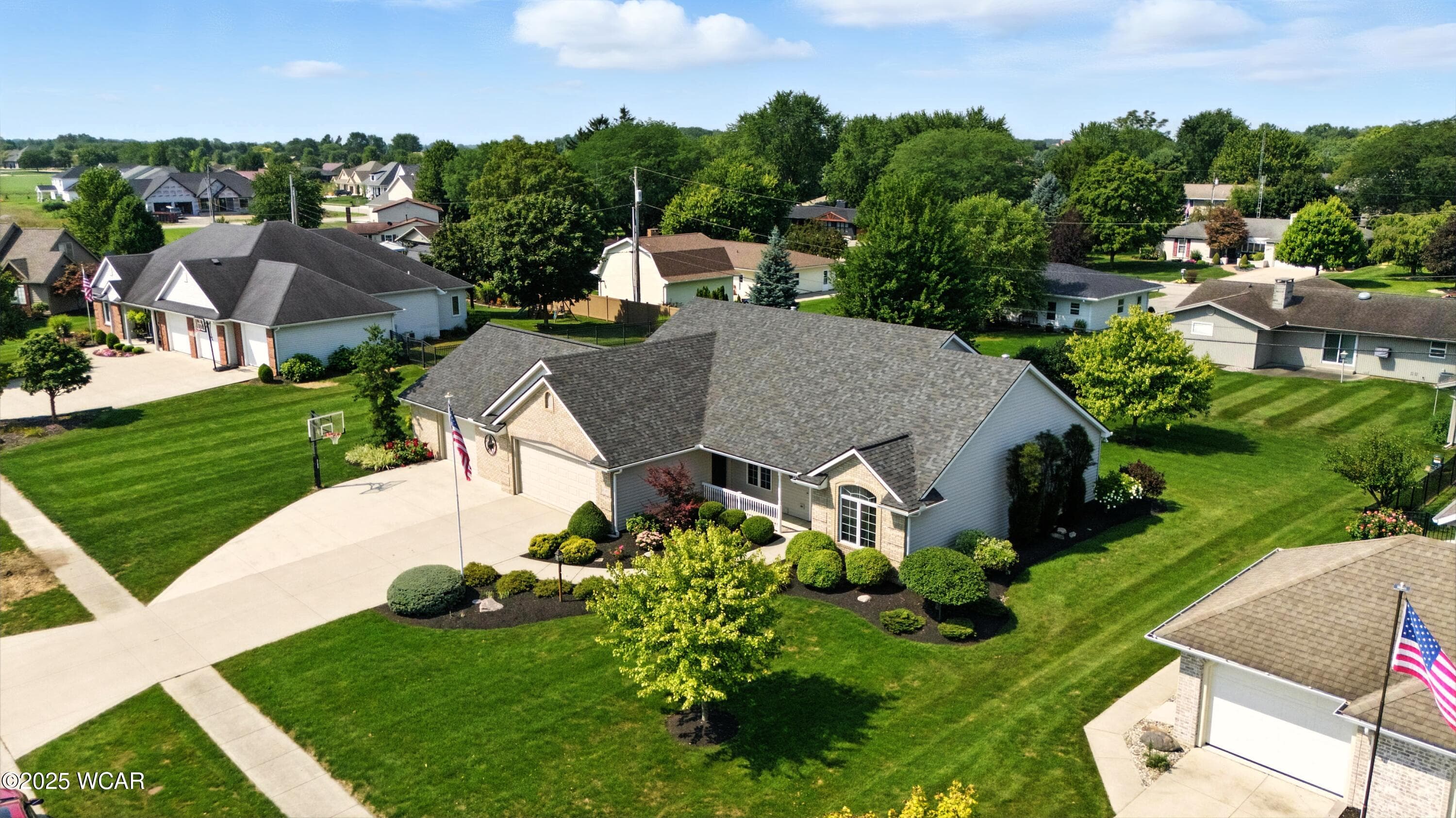 1049 Chippewa