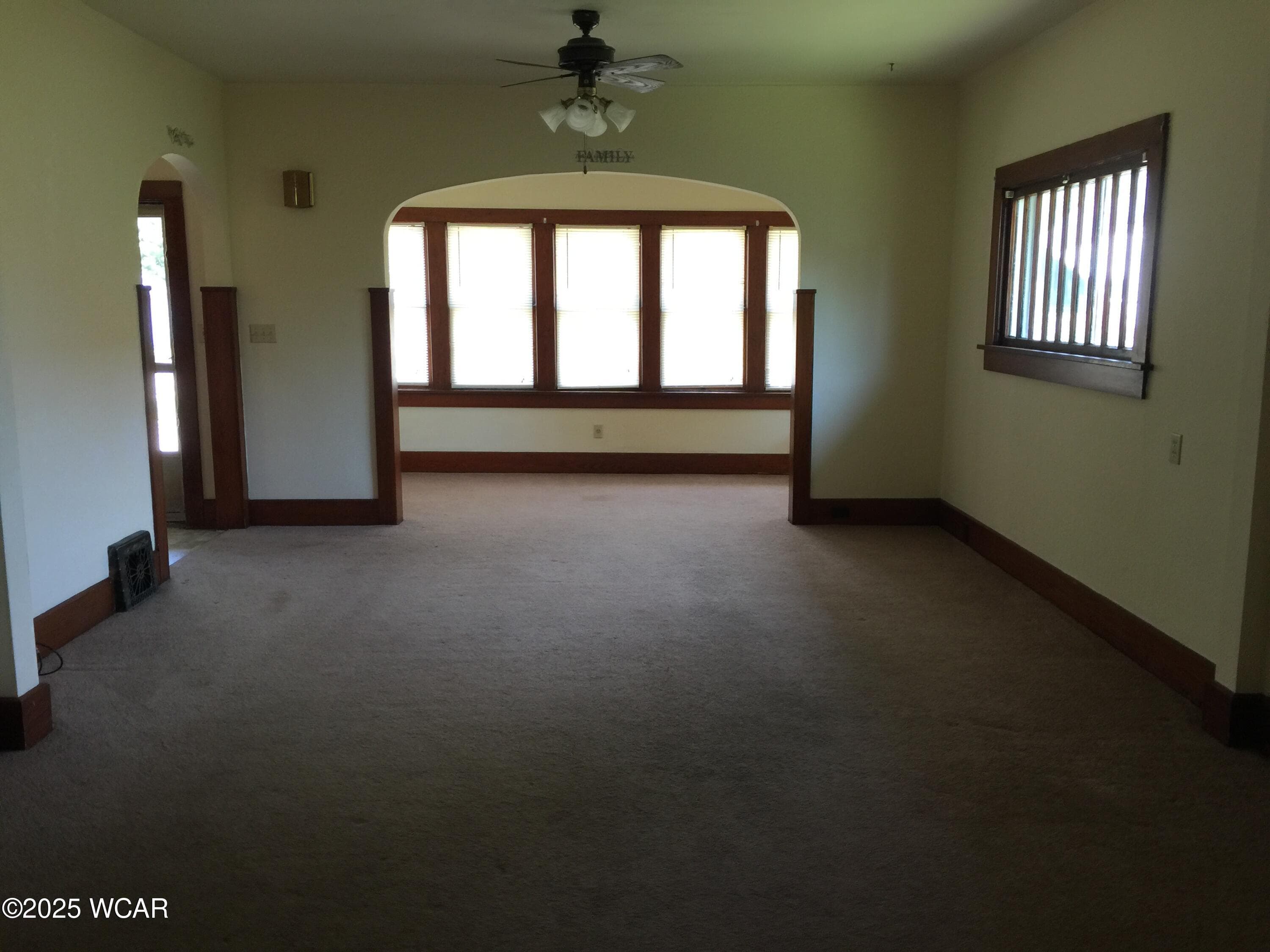 914 Crawford photo 3