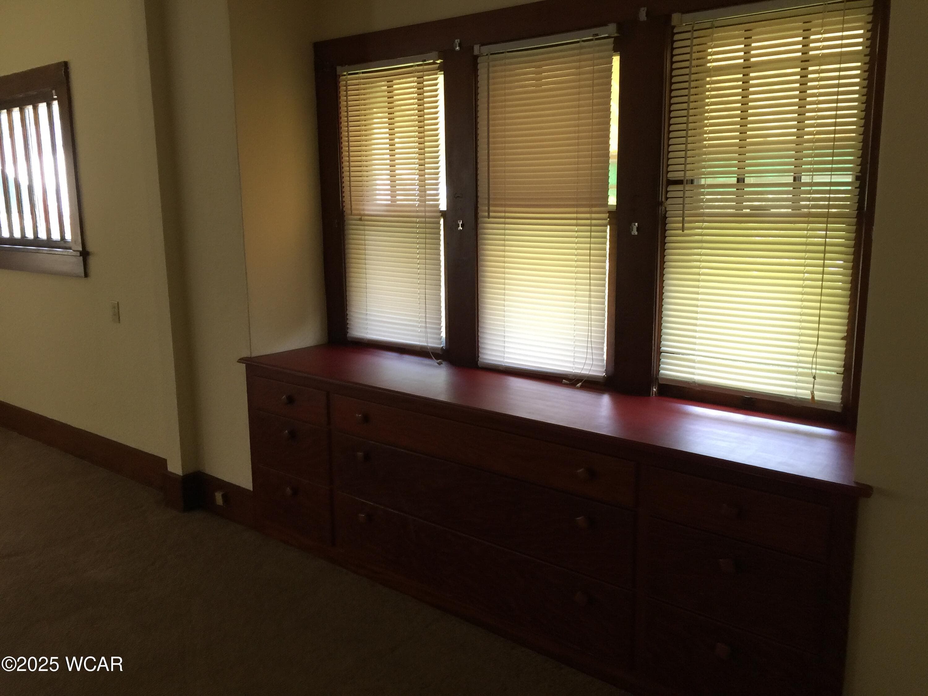 914 Crawford photo 5