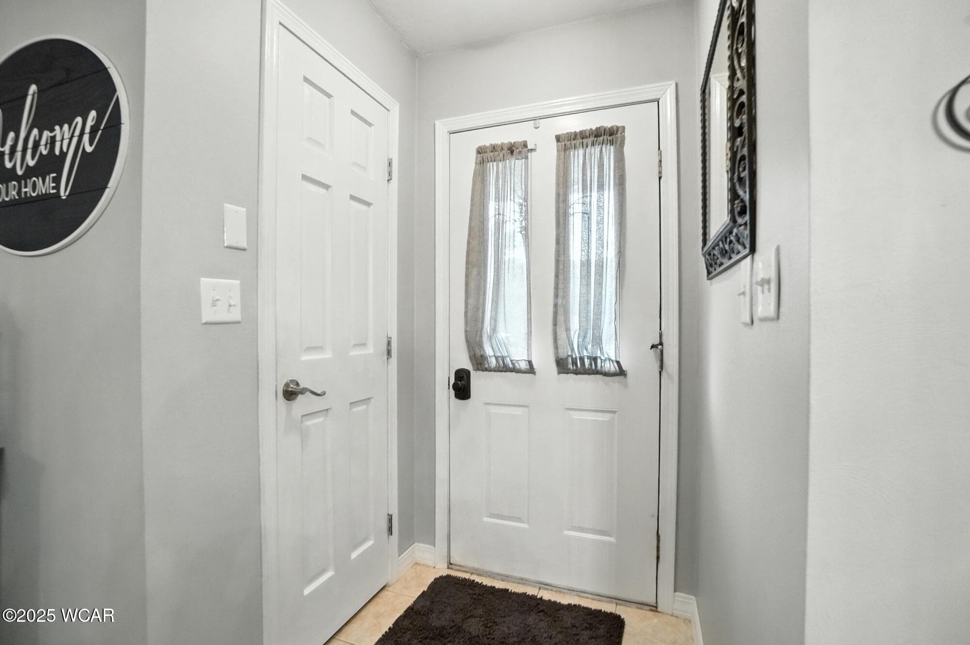 208 Elm photo 5