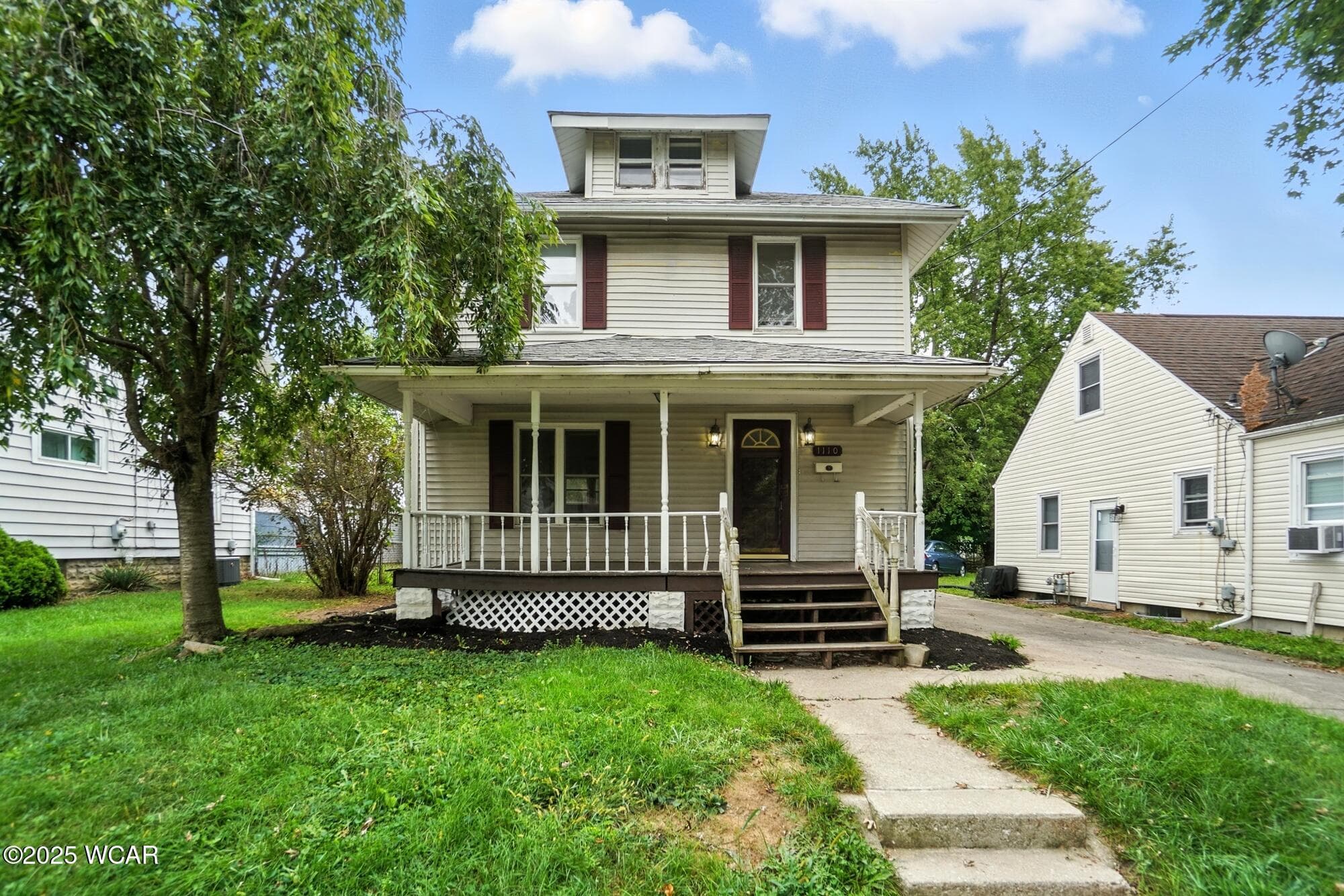 1110 Baxter