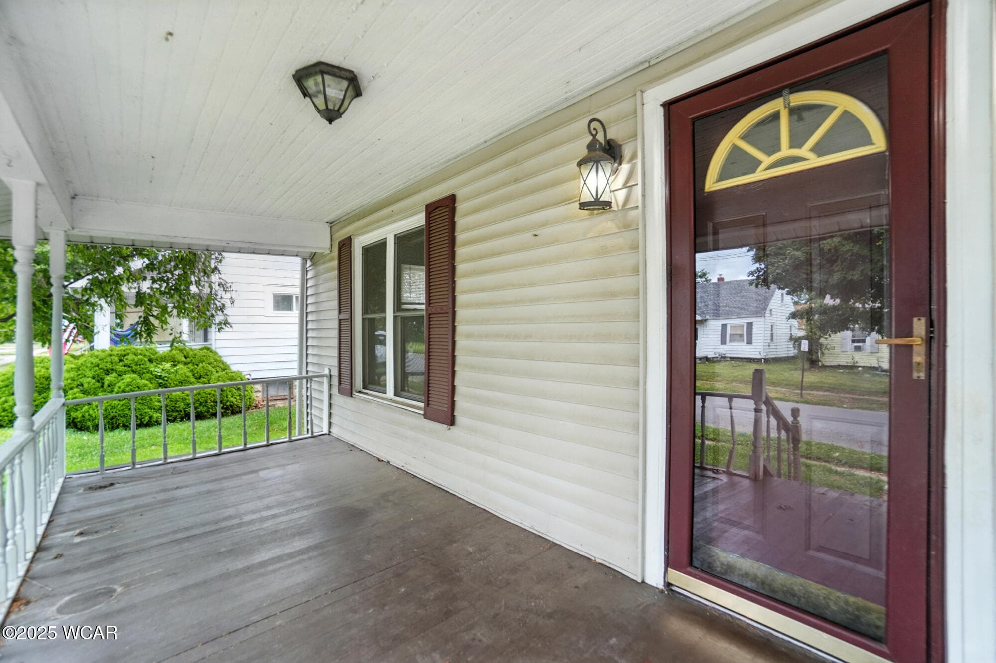 1110 Baxter photo 4