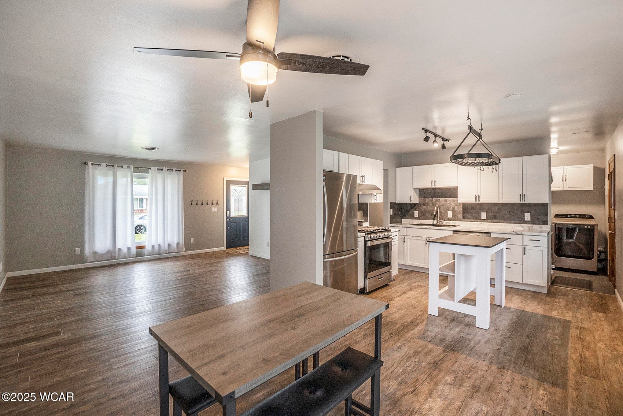 625 Westbrook photo 4
