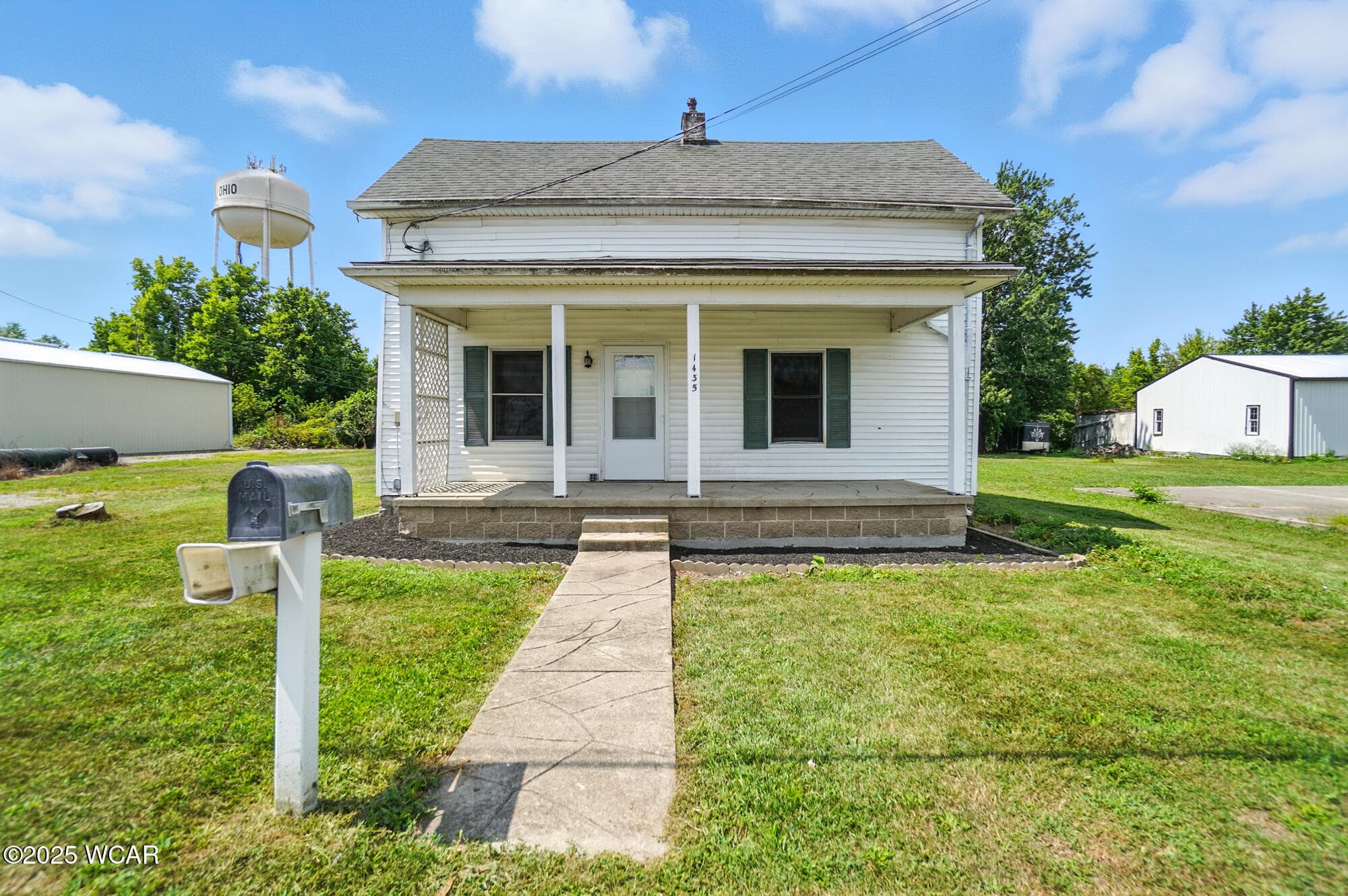 1435 Main