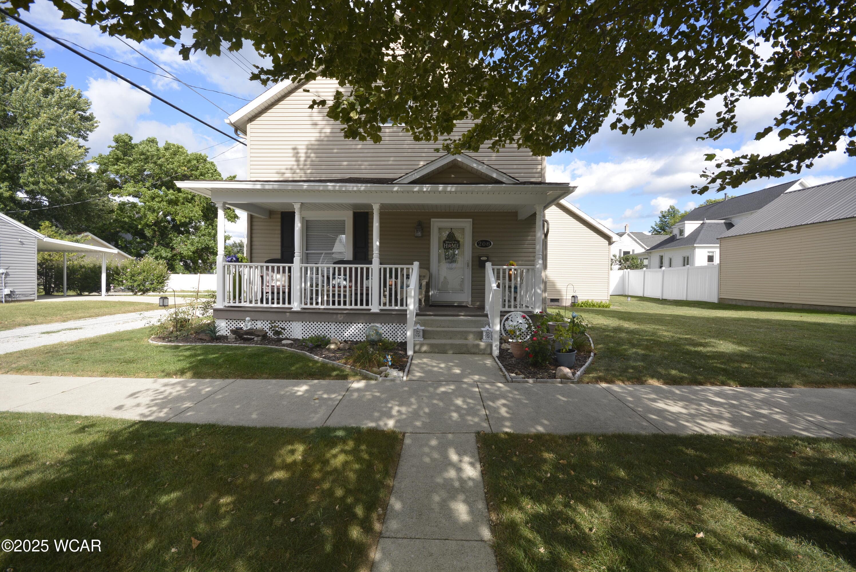208 Court photo 2