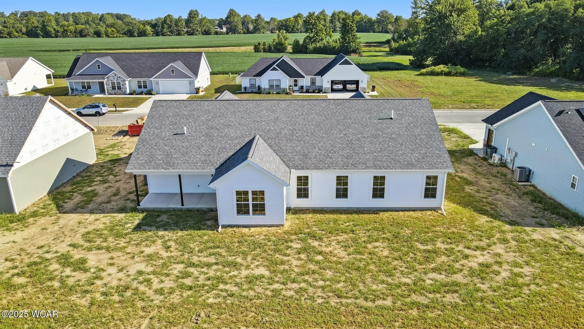 3687 Comanche photo 4